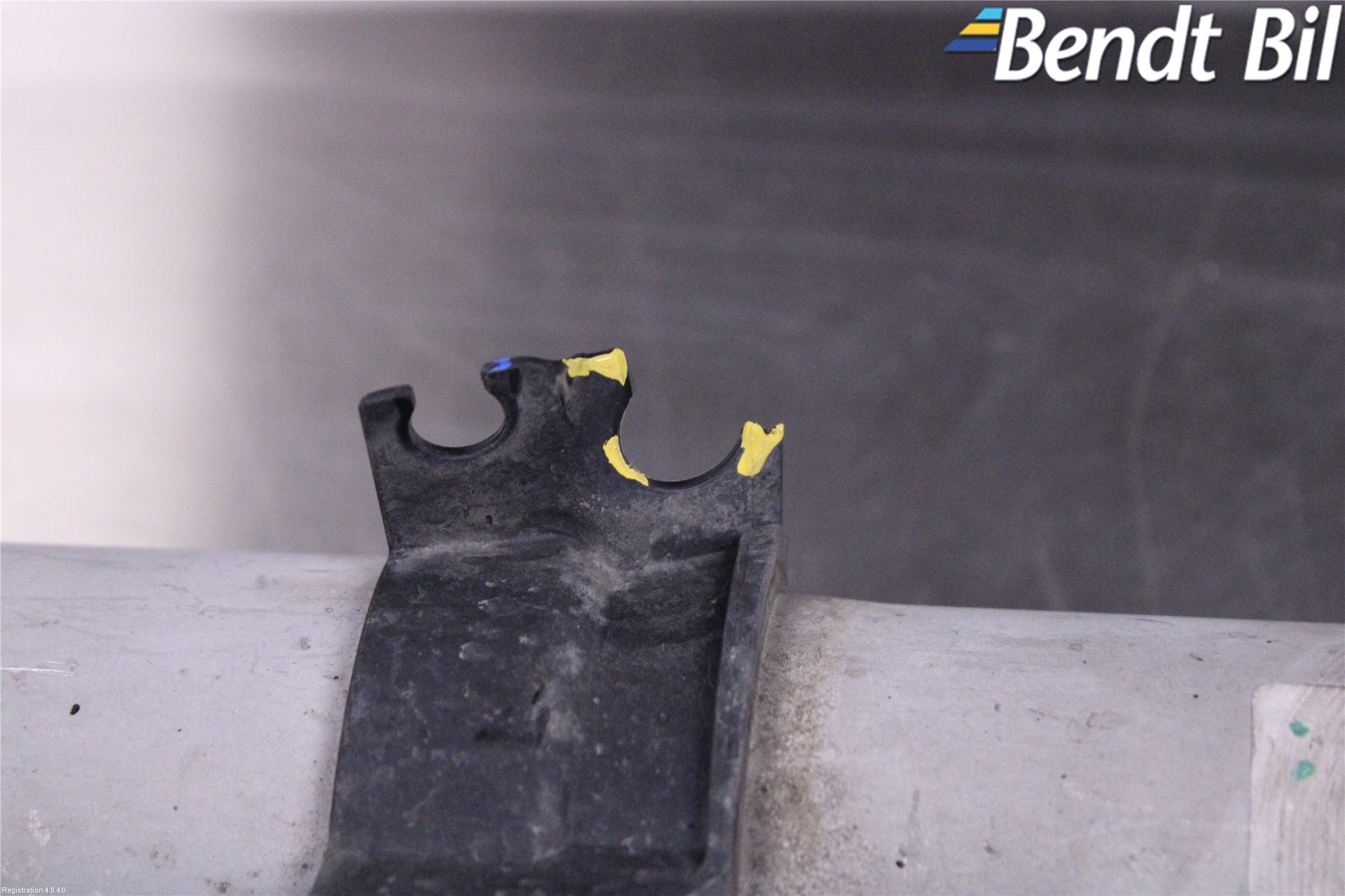 BMW 2 G42 22- Stötdämpare Bak