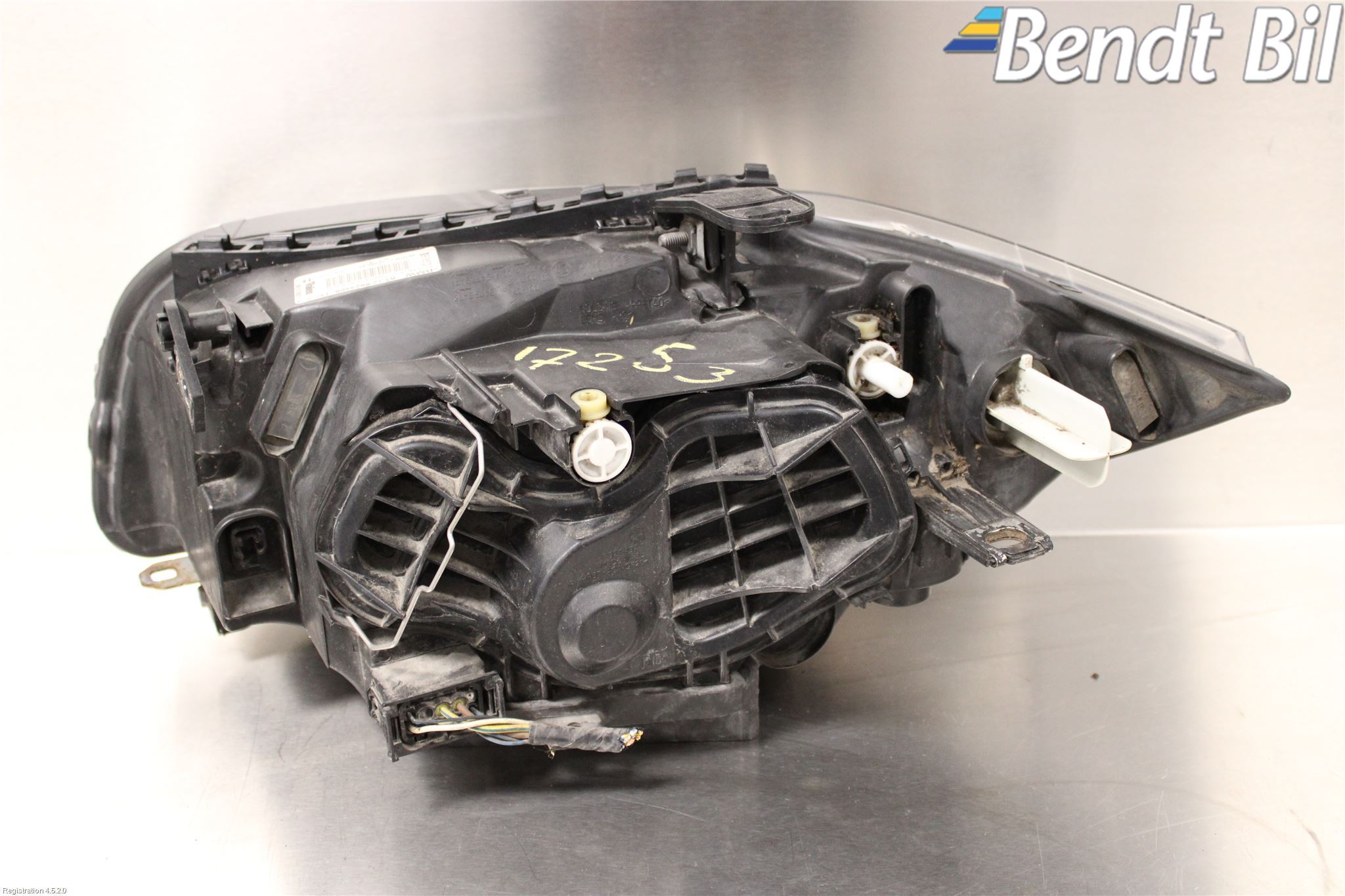 BMW 1 E87/81 5D/3D 03-11 Strålkastare Höger