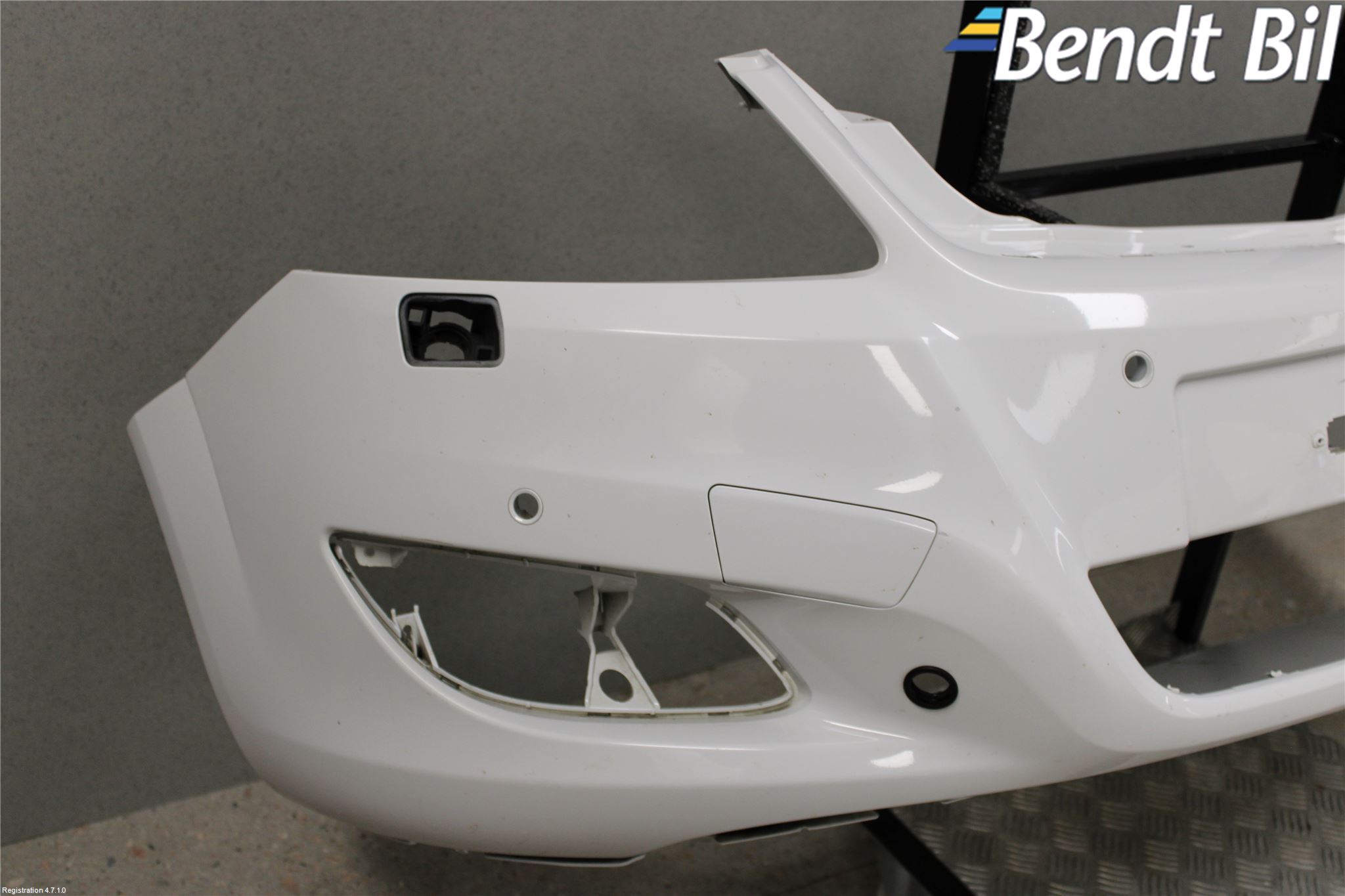 Opel ZAFIRA B 06-14 Stötfångarbeklädnad Fram