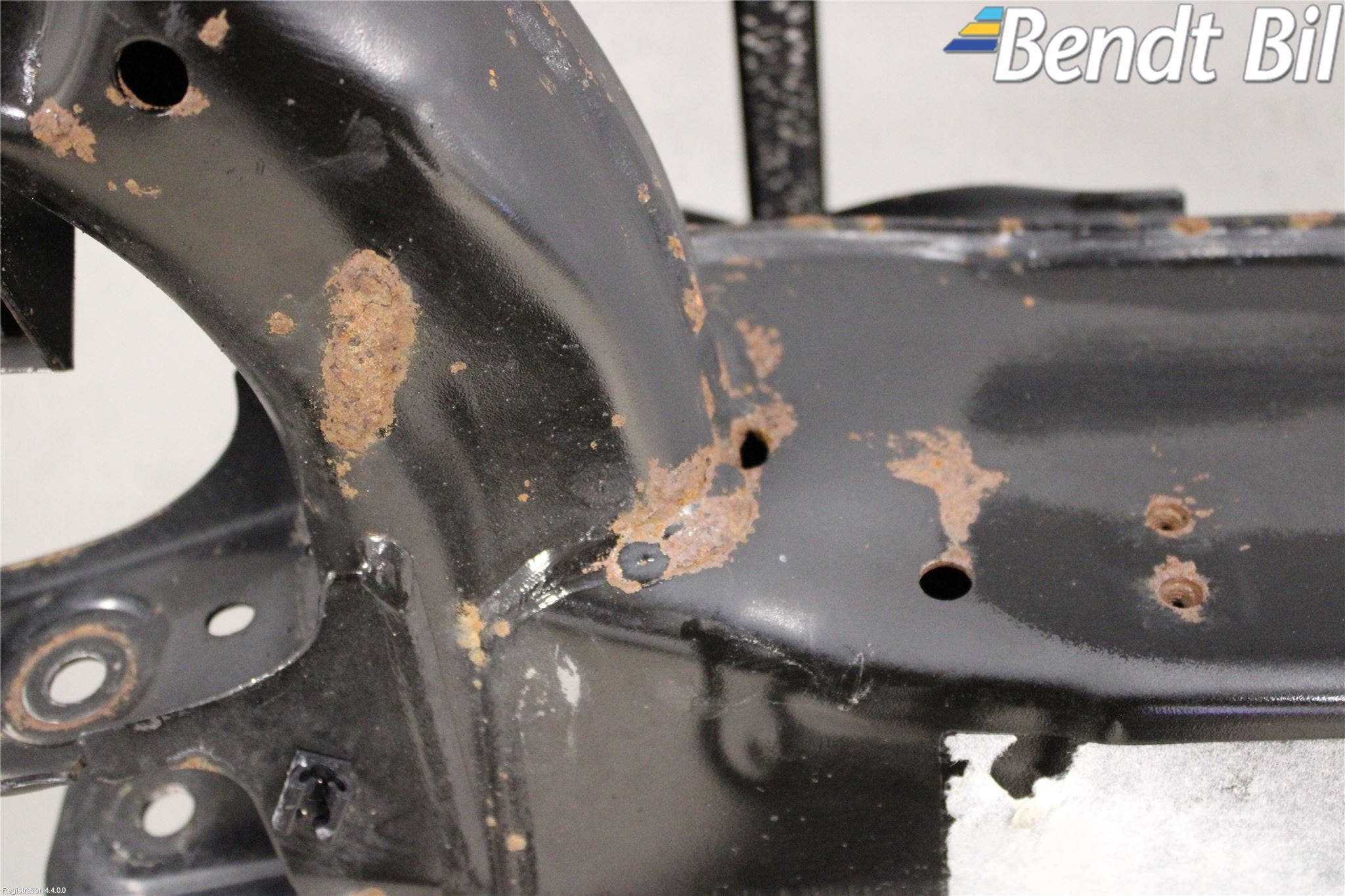 BMW X6 F16 14-19 Bakaxelbalk