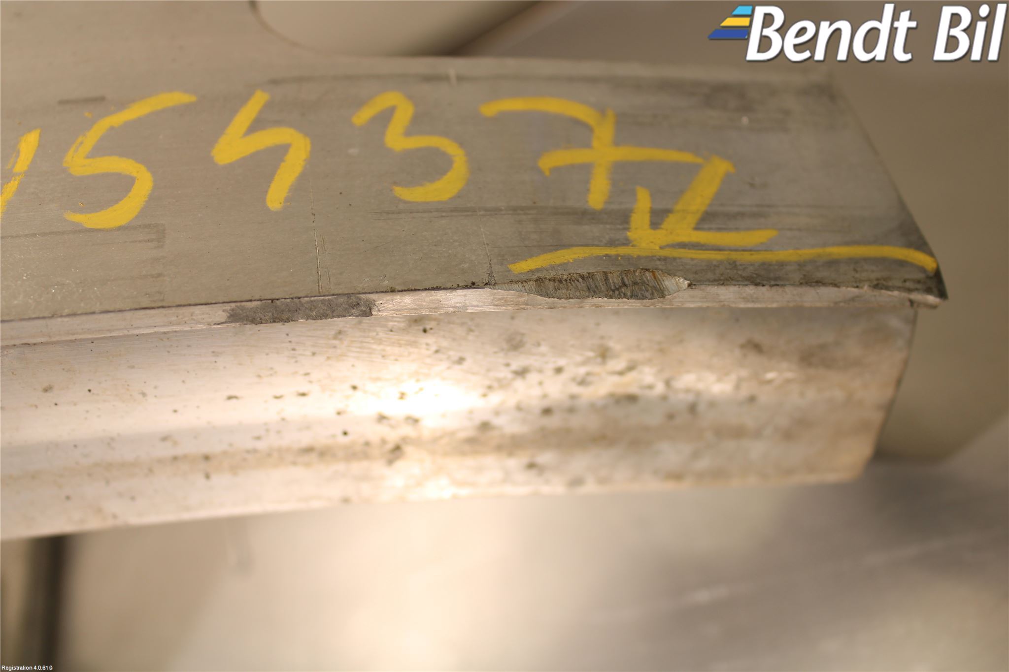 BMW 6 E63/64    02-10 Stötfångarbalk Fram