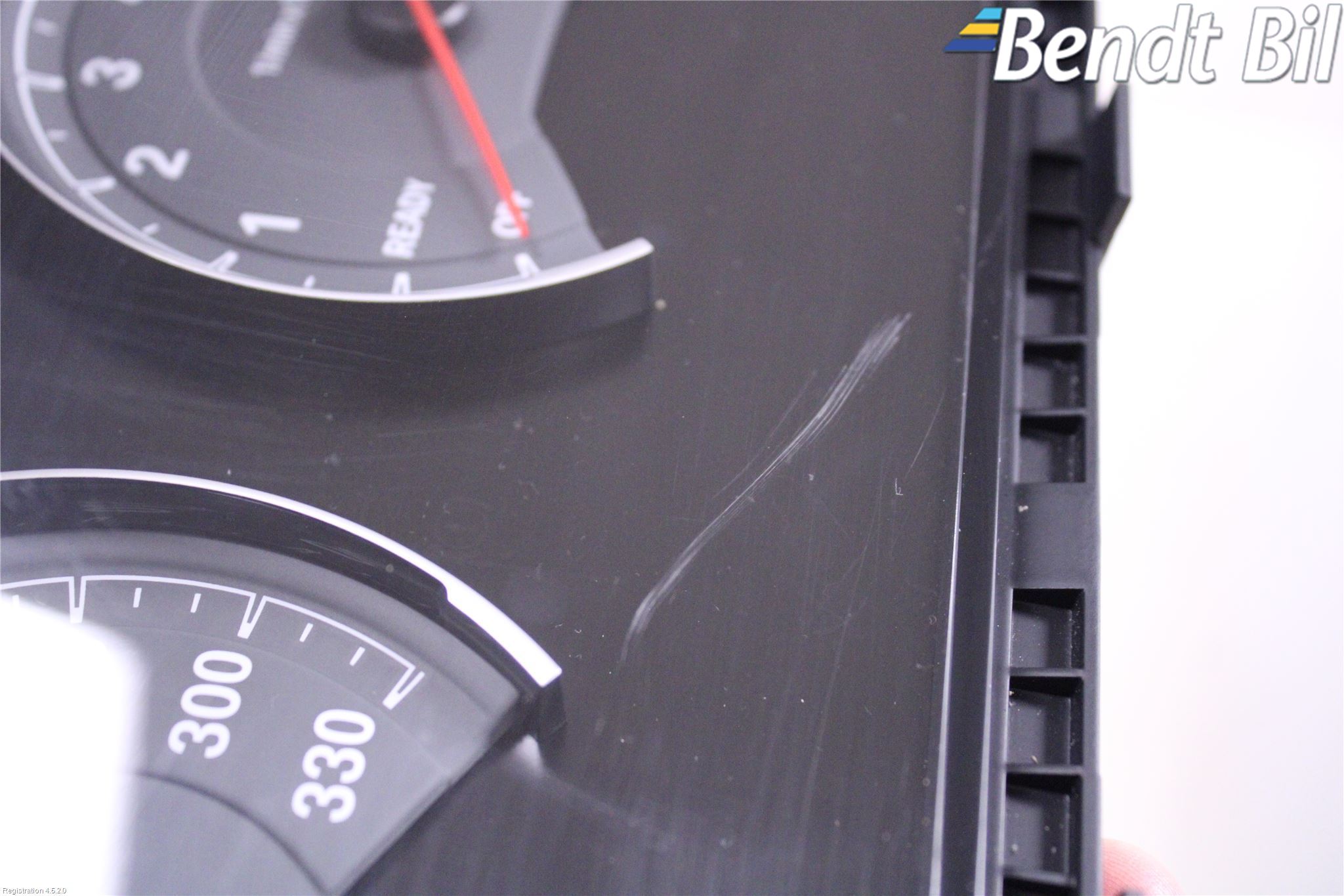 BMW 3 F30/F31/F80 12-19 Instrument Hast