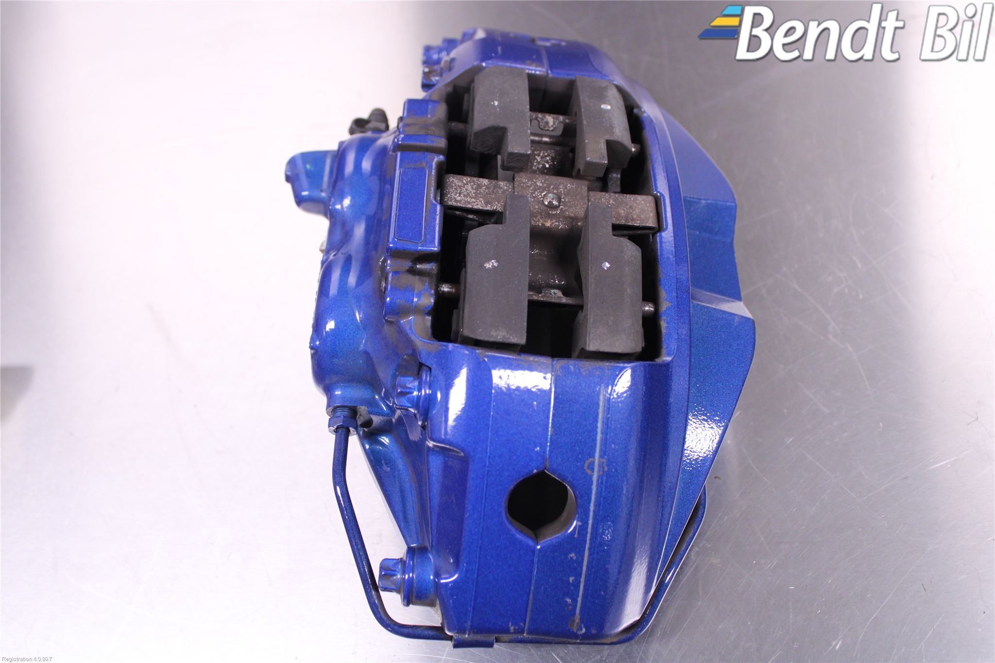 BMW 5 G30/G31/F90 17-23 Bromsok Fram Höger