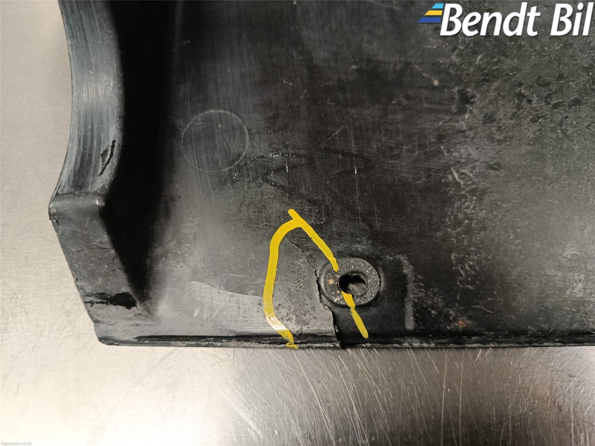 BMW Z4 E86/85Cou/CAB 02-08 Hasplåt Plåt-Plast