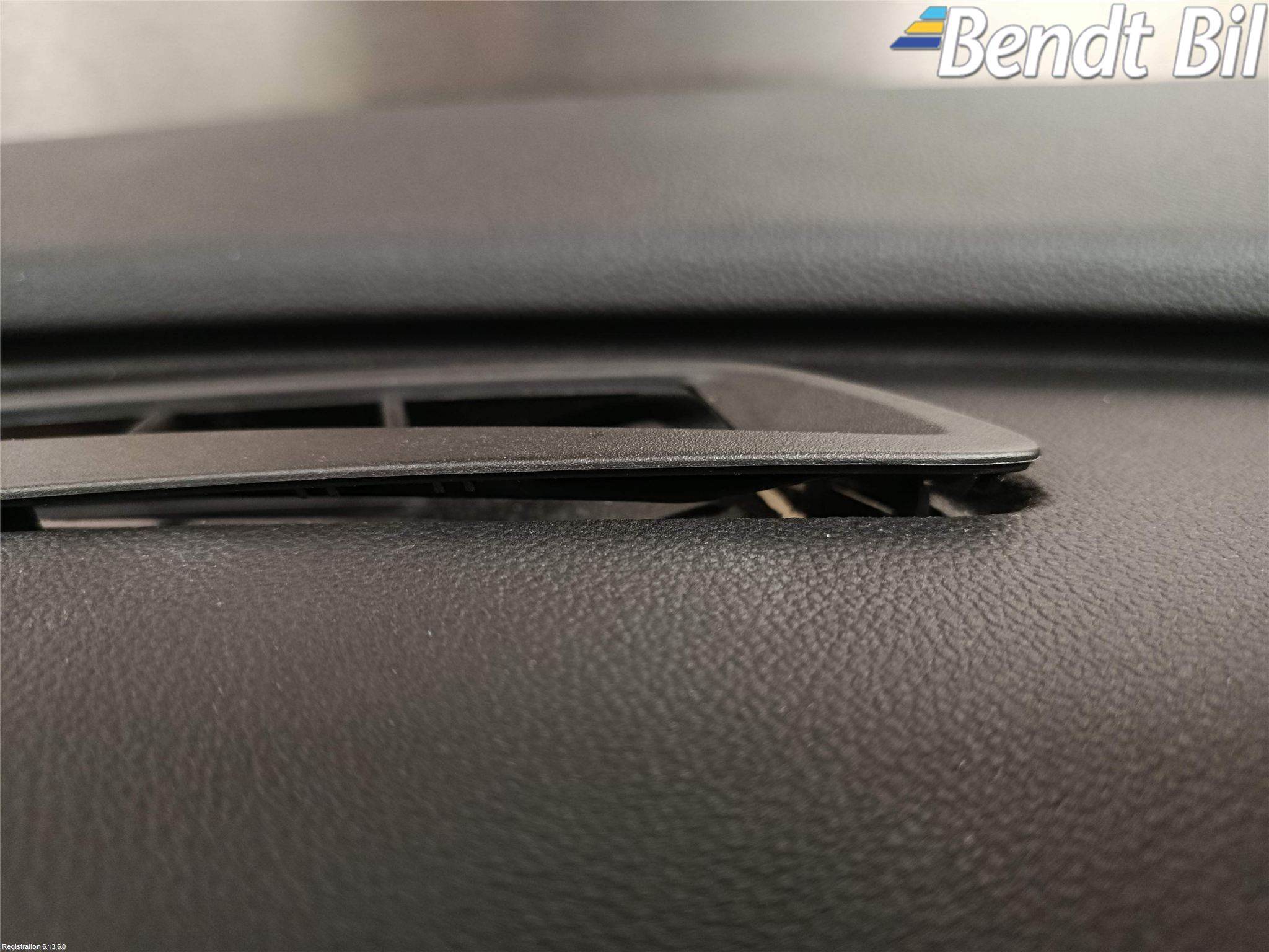 Opel INSIGNIA 17- Instrumentbräda