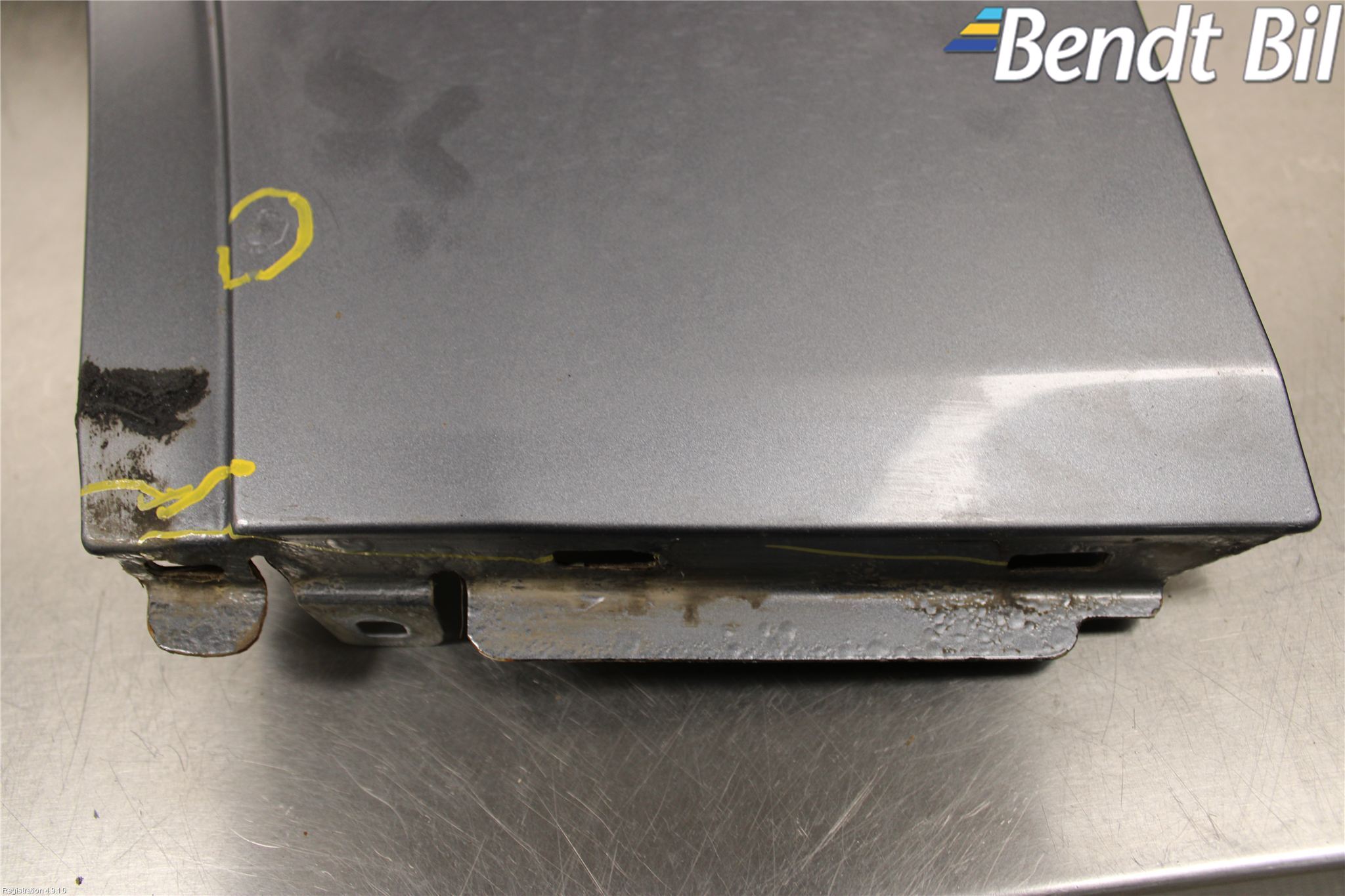 BMW X1 E84 10-15 Skärm Fram Vänster