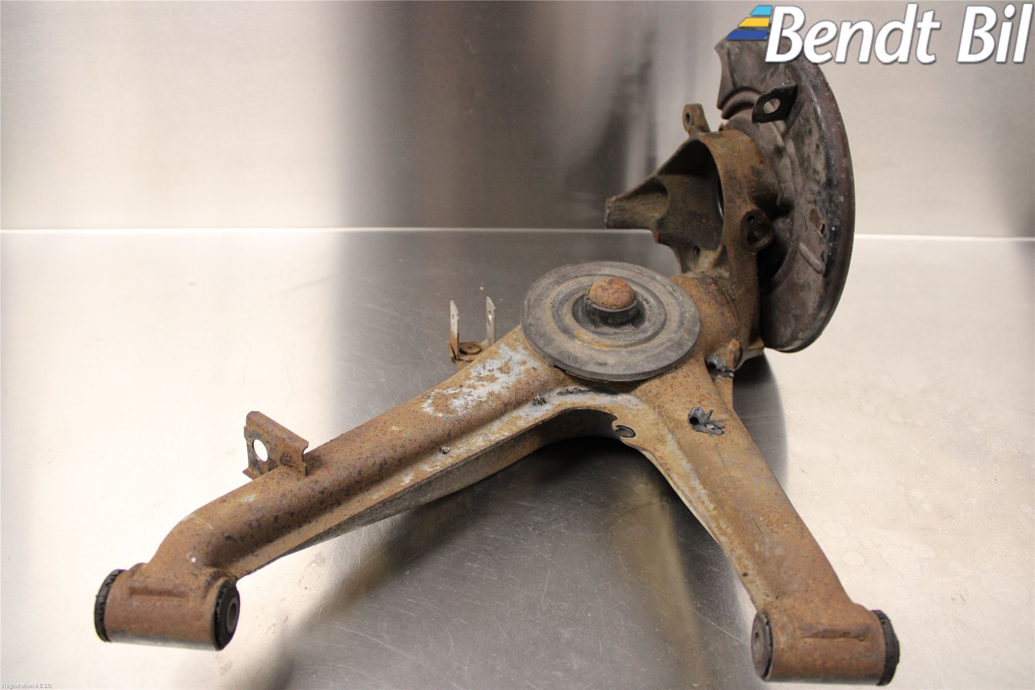 BMW 3 E30 83-94 Bärarm Bak Vänster