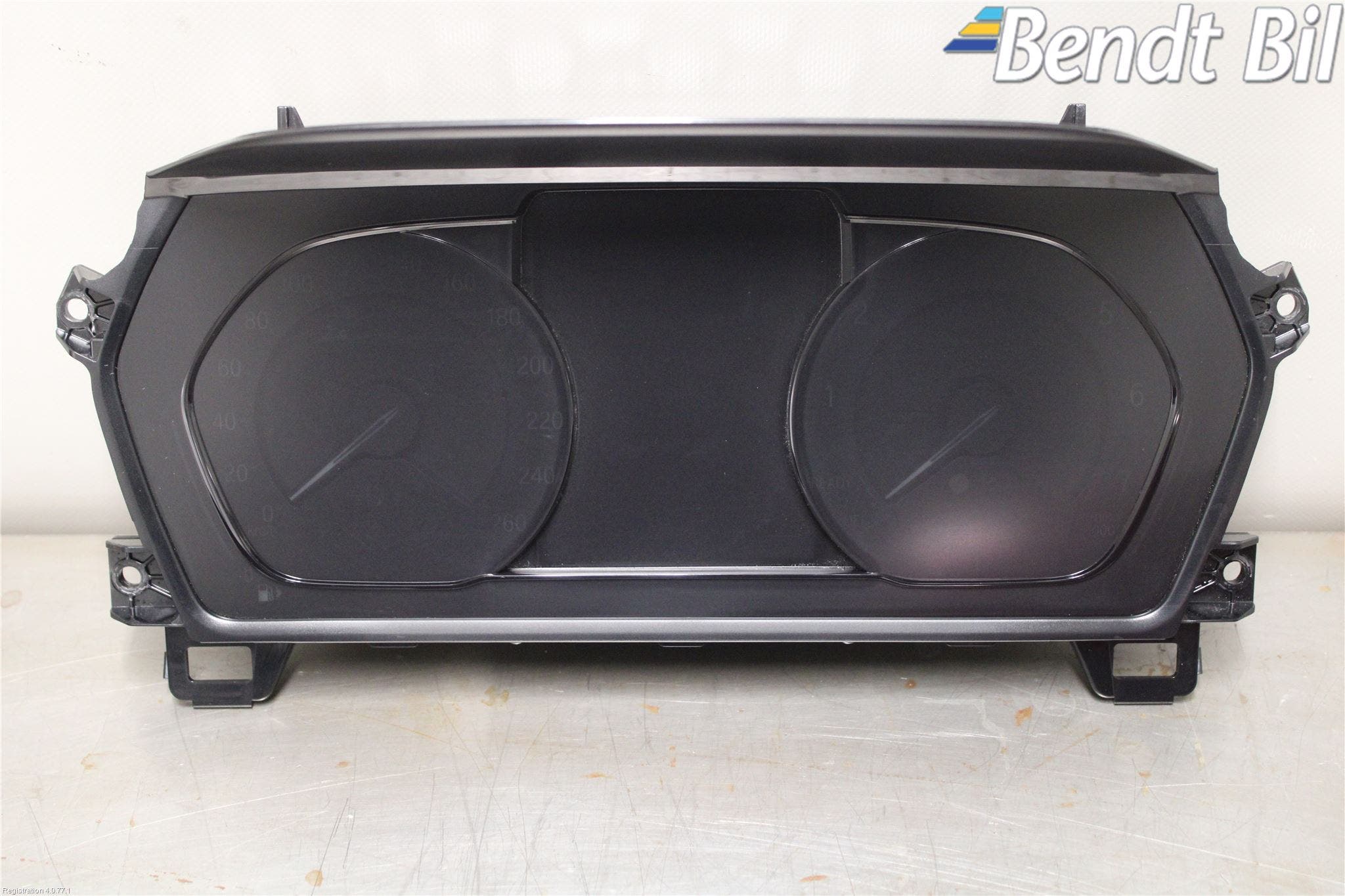 BMW 1 F40 19- Instrument Hast