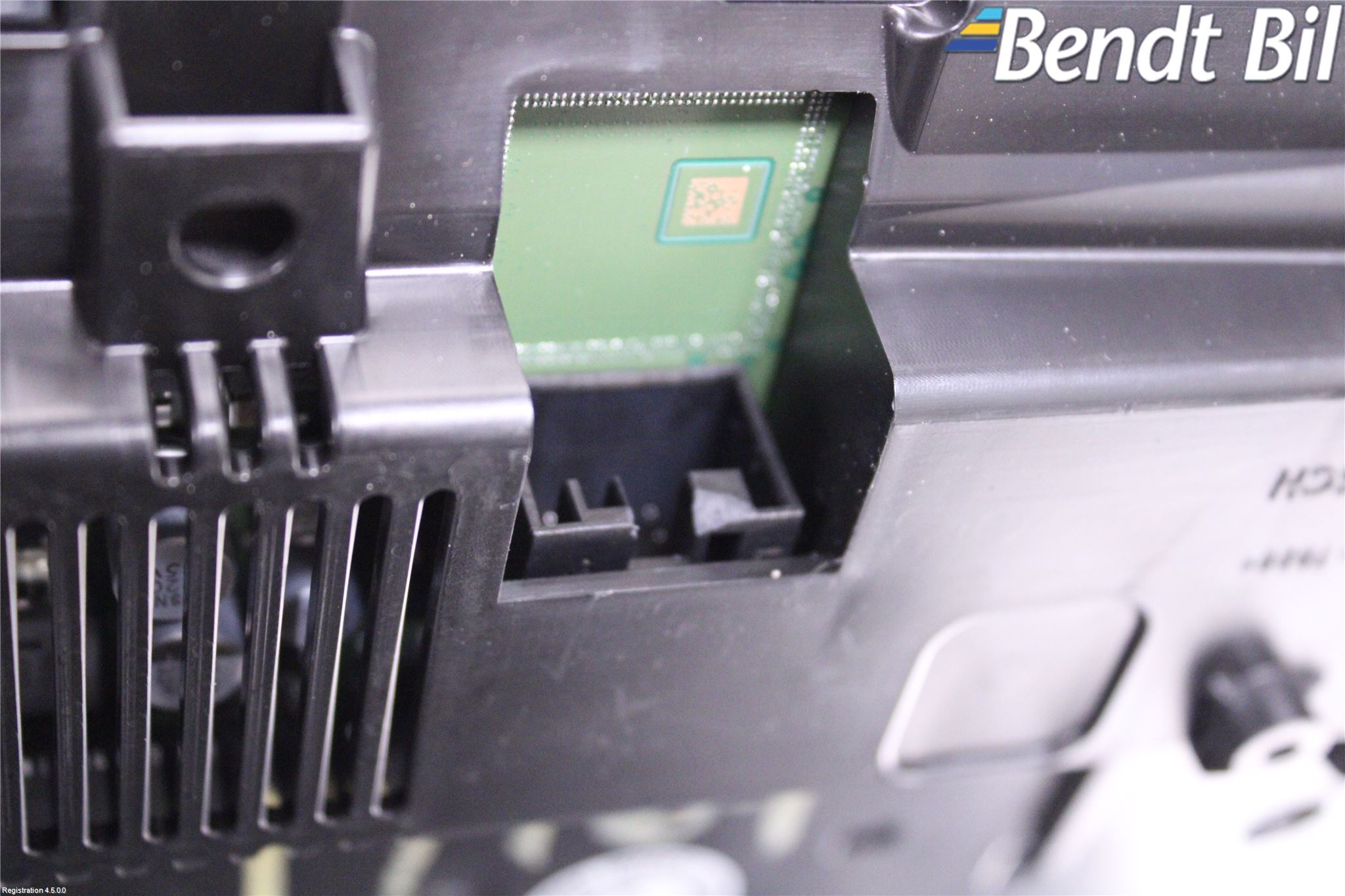 BMW 1 F40 19- Instrument Hast