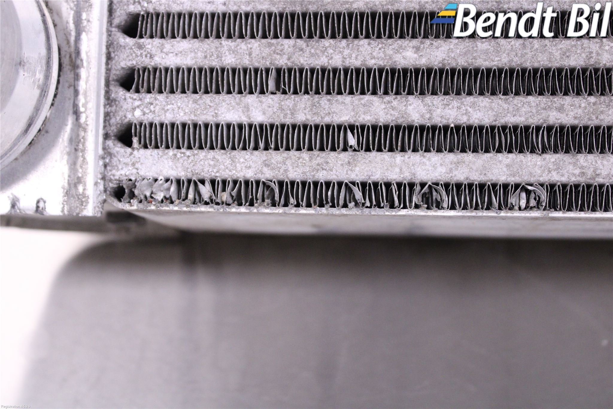 BMW 5 E60/61 Sed/Tou 02-10 Laddluft-Intercooler Kyl