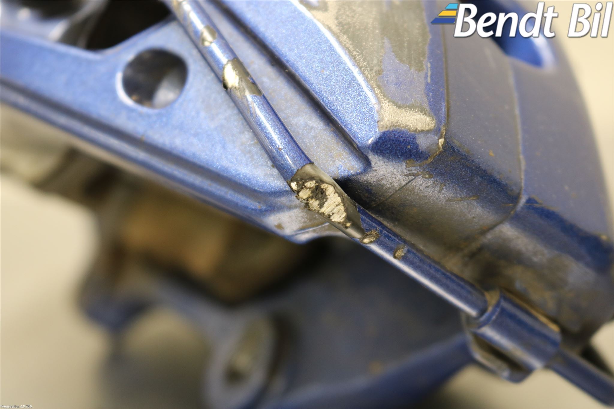 BMW X6 G06 19- Bromsok Fram Vänster