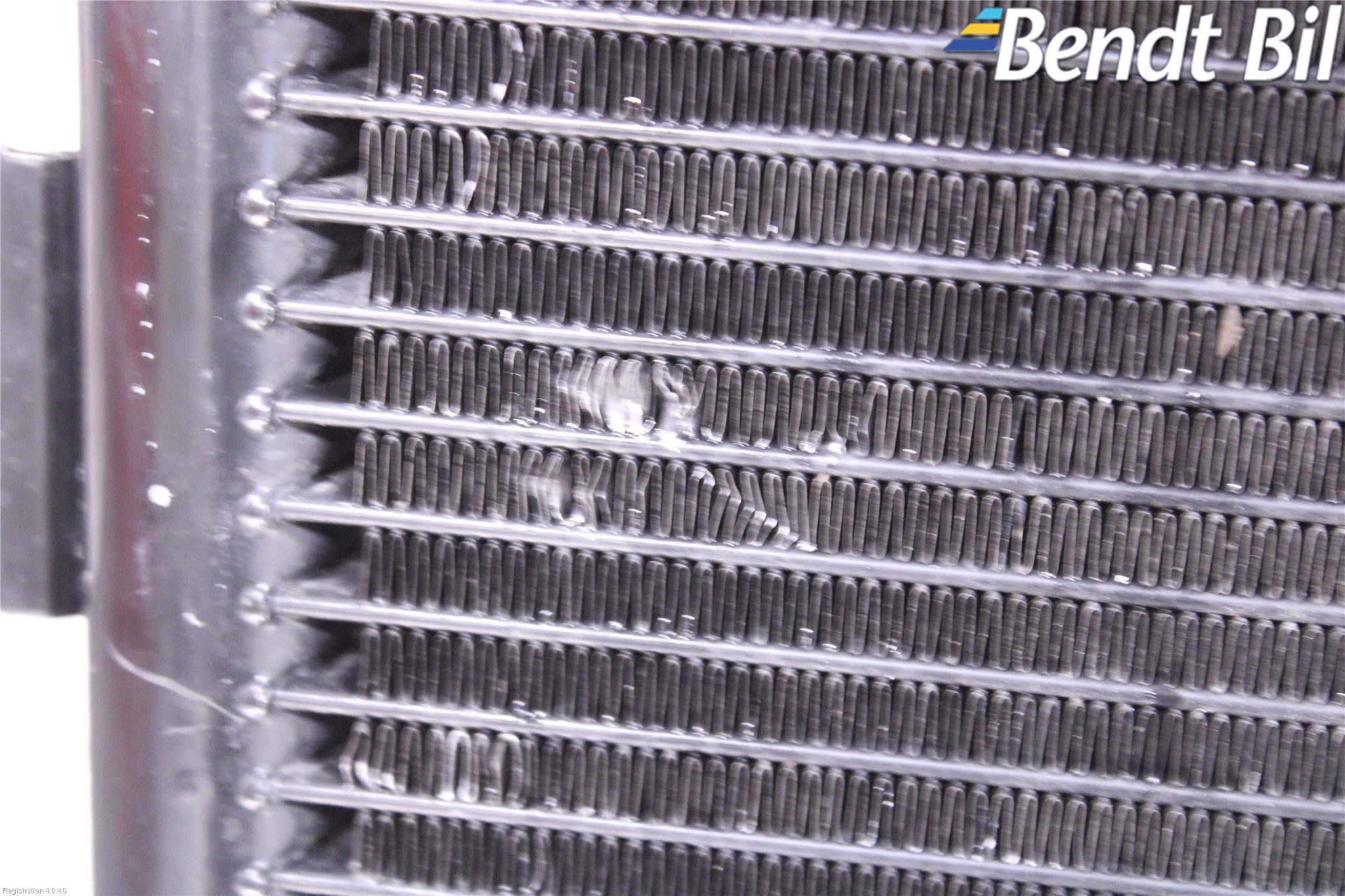 BMW 2 G42 22- Oljekylare Automat