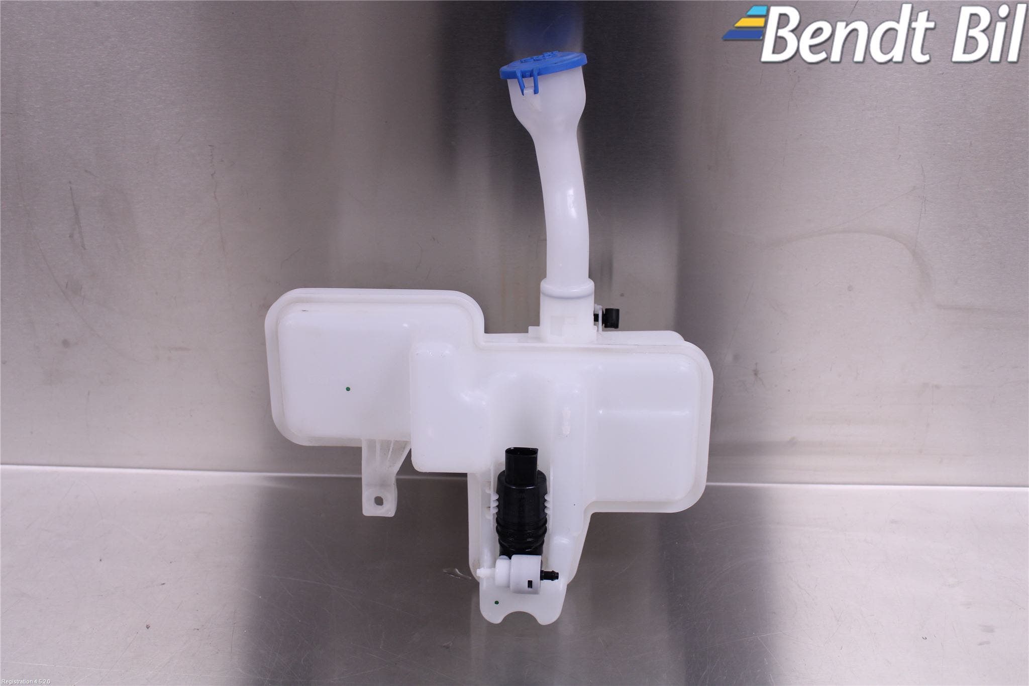 BMW i3 I01 13-22 Spolartank Vindruta