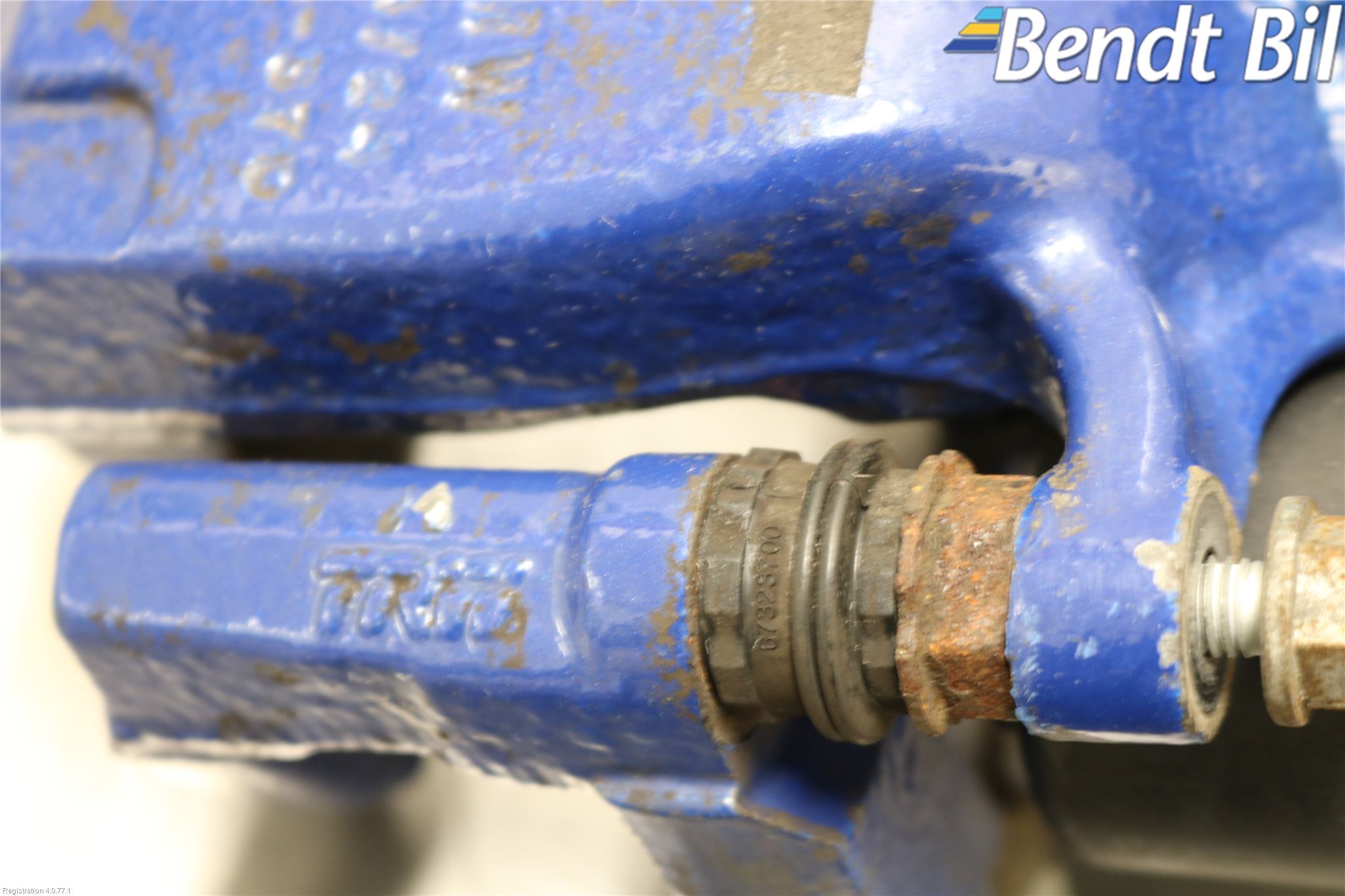 BMW 5 G30/G31/F90 17-23 Bromsok Bak Höger