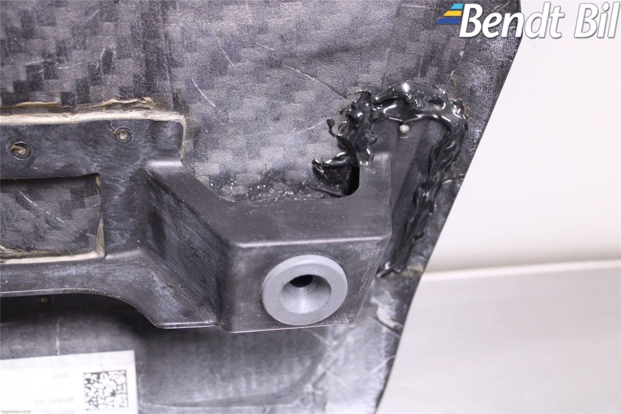 BMW 5 G30/G31/F90 17-23 Motorkåpa