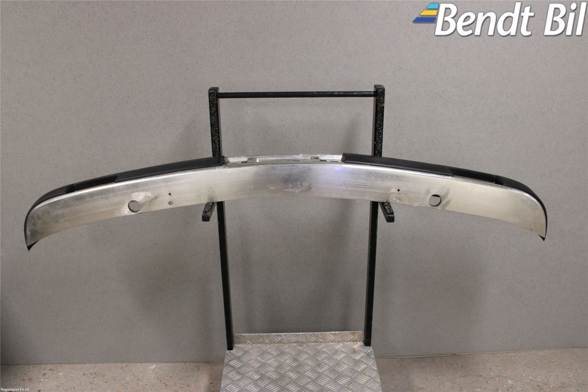 BMW 3 E30 83-94 Stötfångarbalk Fram