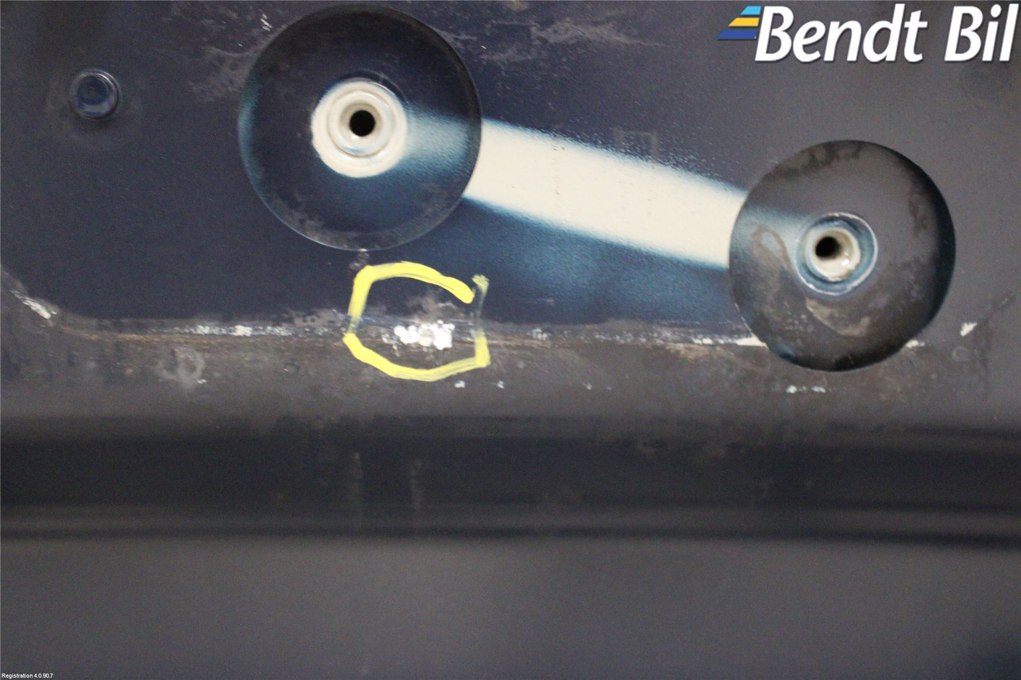 BMW 7 E65/66    00-08 Huv Fram