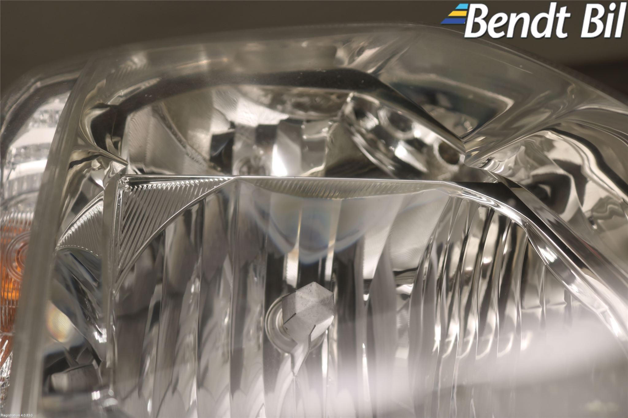 Opel MERIVA A   03-10 Strålkastare Höger