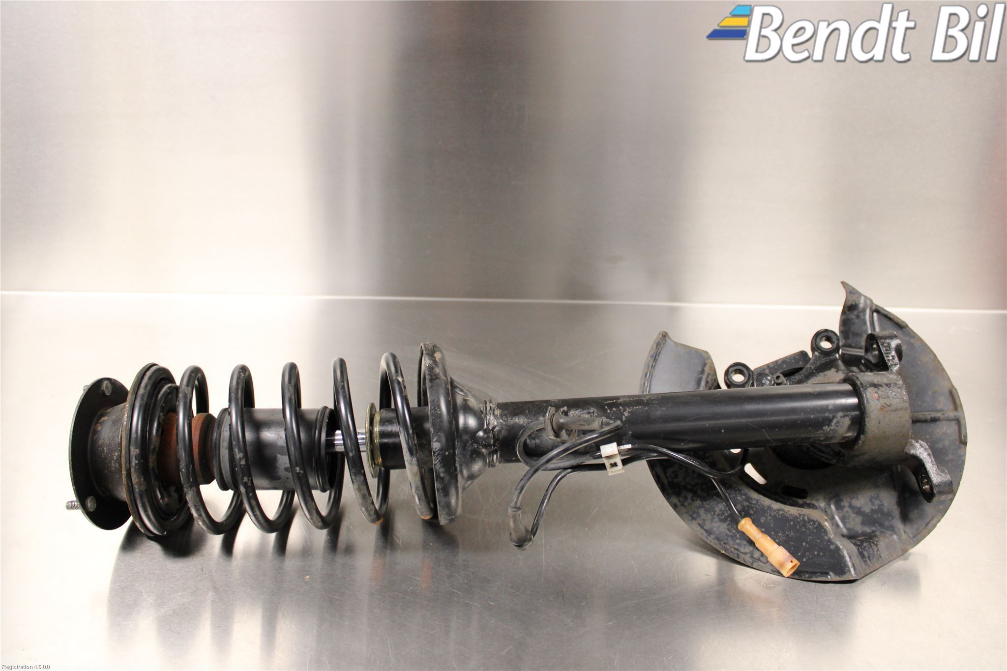 BMW ÖVRIGT/DIREKTIMPORT Fjäderben Fram Höger