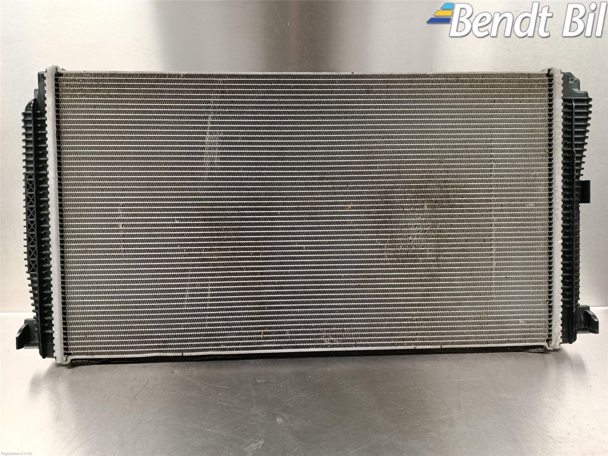 BMW 3 G20/G21/G80/G81 19- Kylare Aut