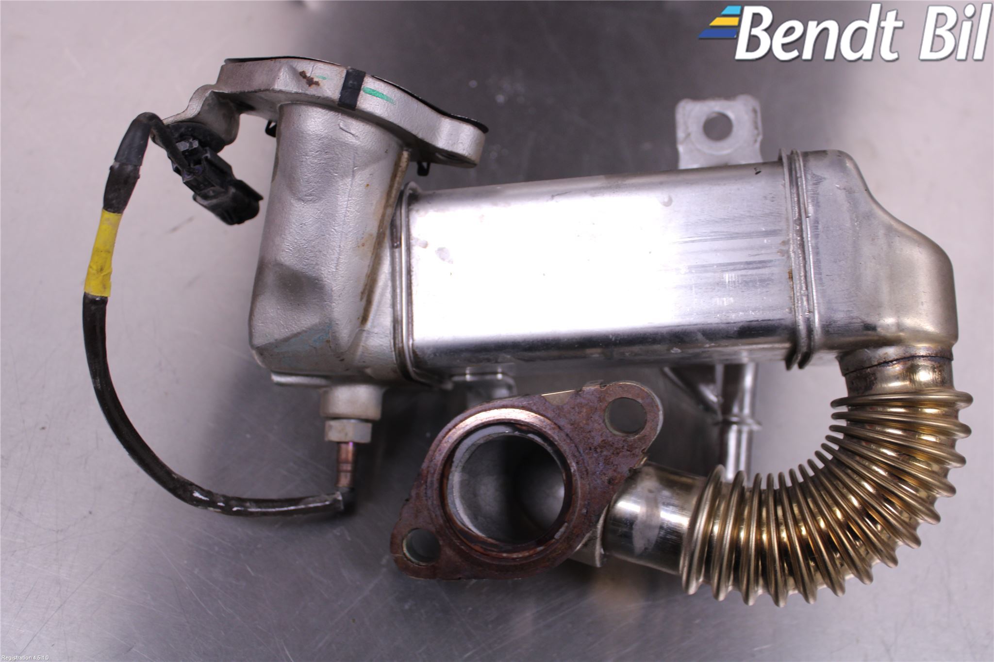 Opel VIVARO 15-19 Avgaskylare