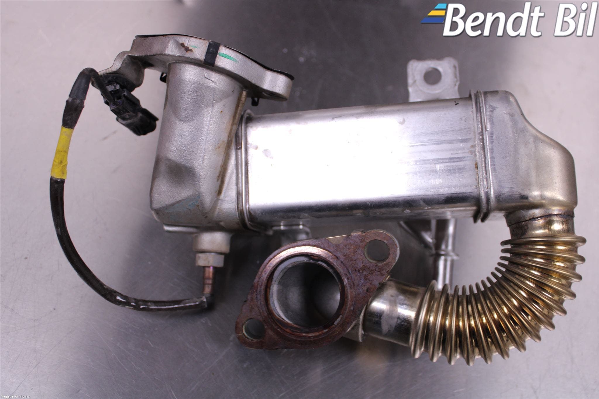 Opel VIVARO 15-19 Avgaskylare