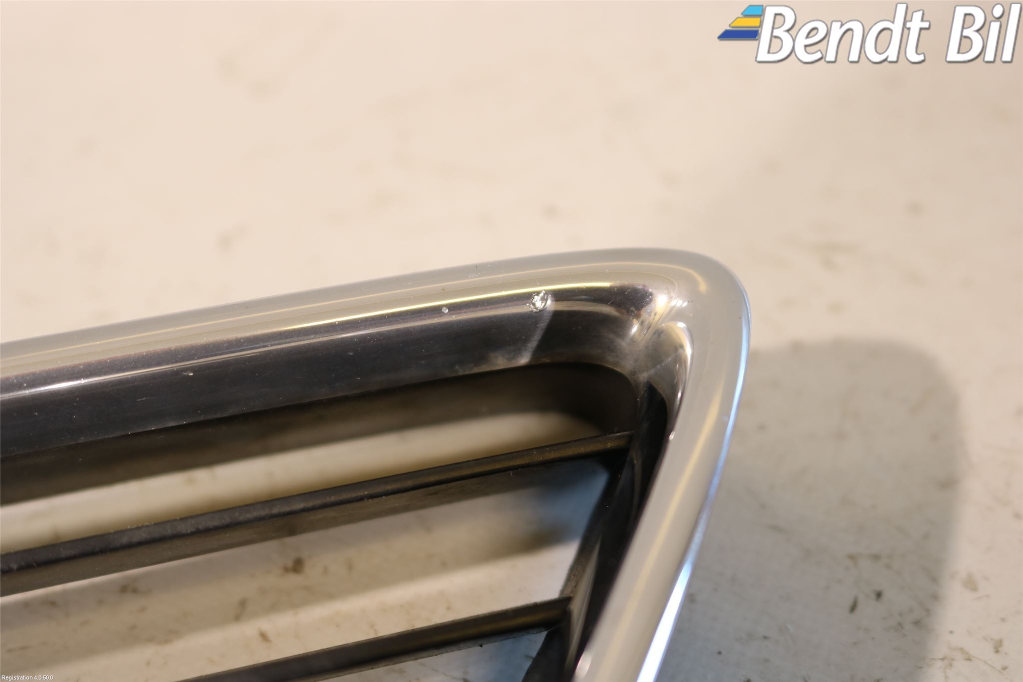 Saab 9-3 VER 2 Grilldel Mitt