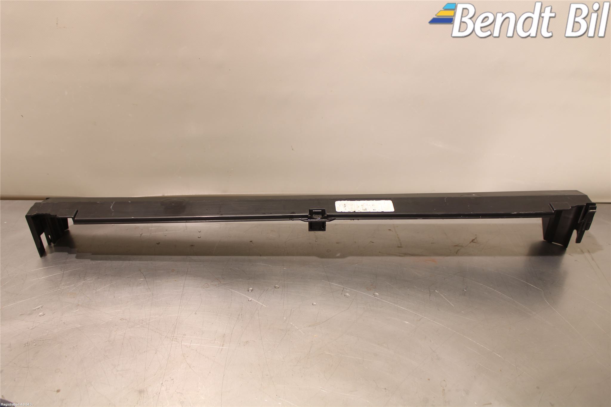 BMW X3 G01 18- Kylarfäste-Ram-Balk