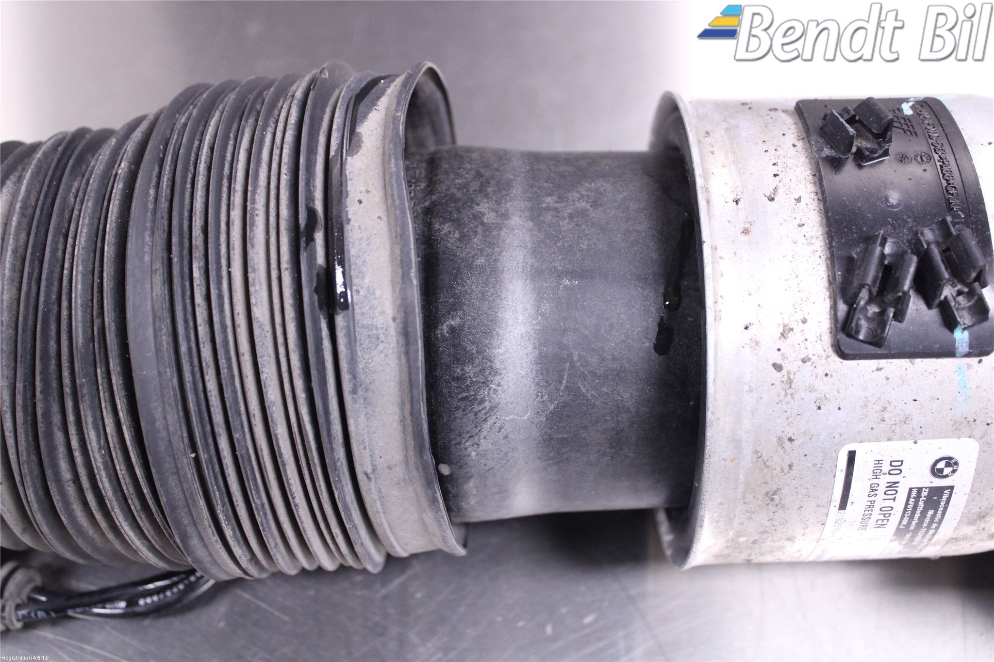 BMW X7 G07 19- Fjäderben Fram Höger