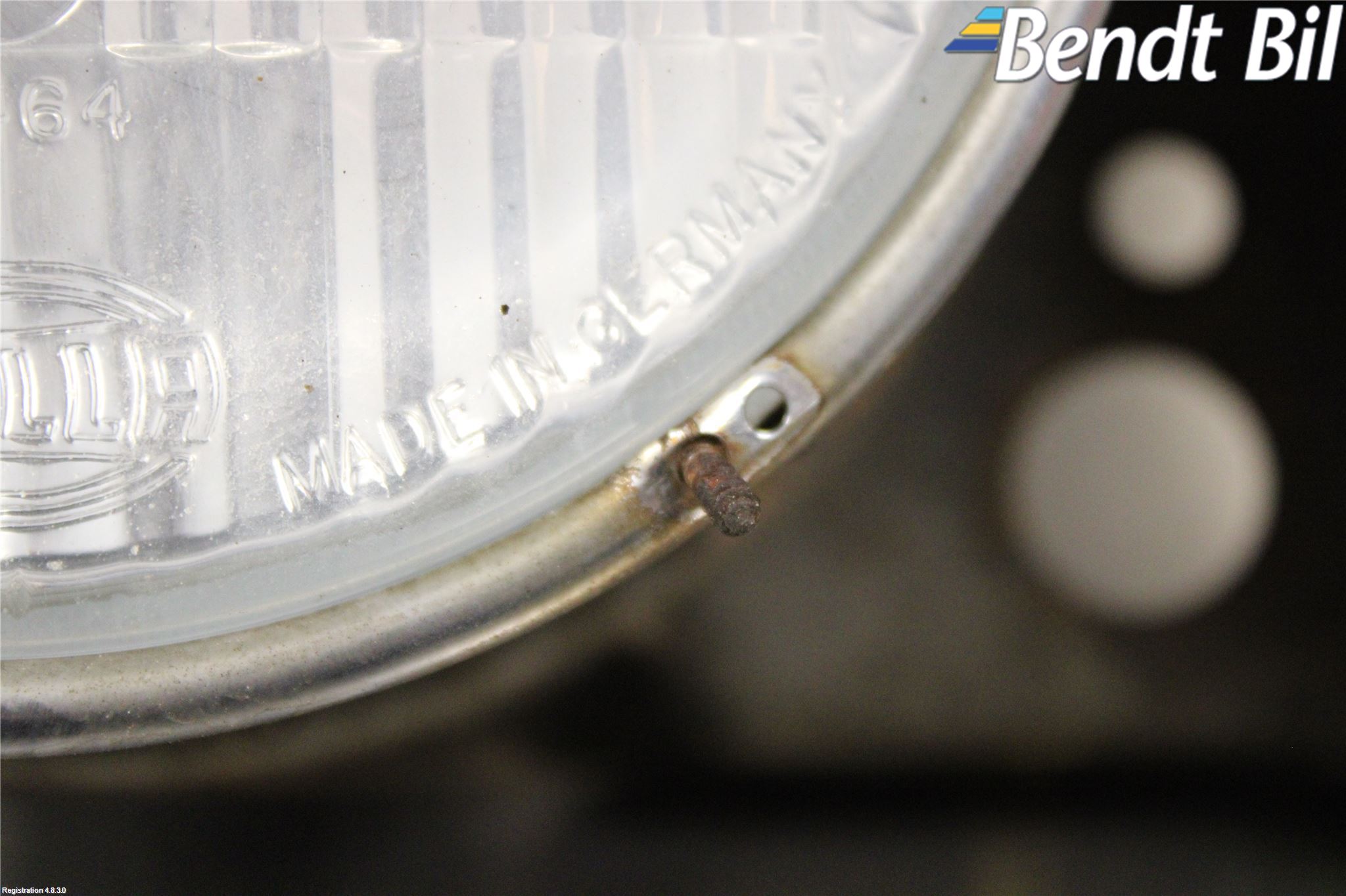 BMW 5 E28      81-88 Strålkastare Vänster