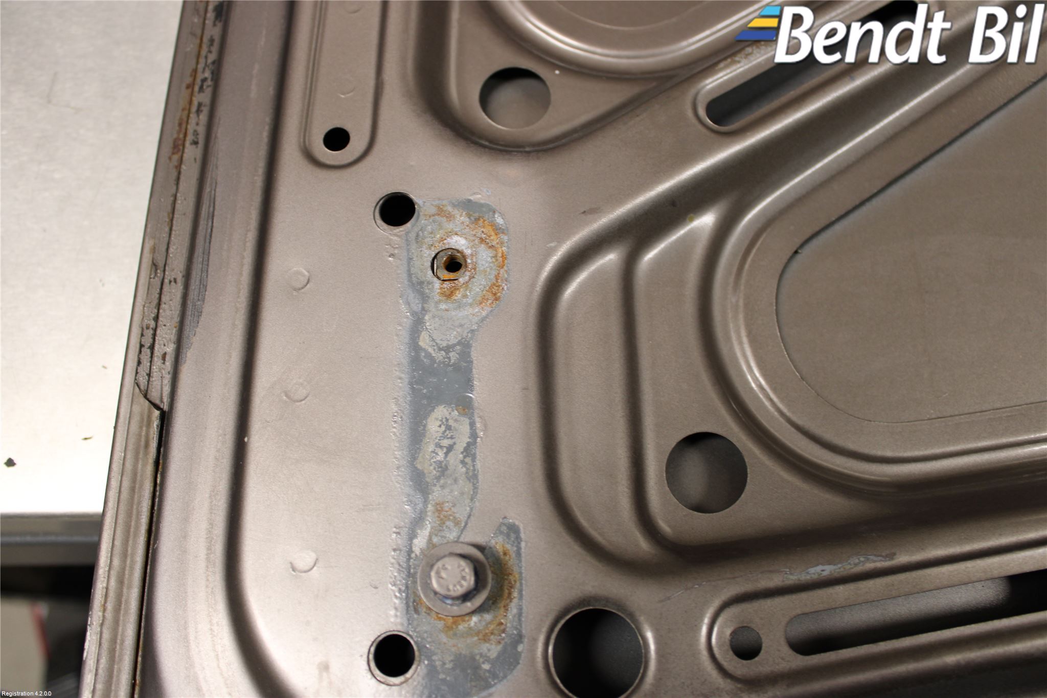 BMW 3 E30 83-94 Baklucka (Ej Med Ruta)