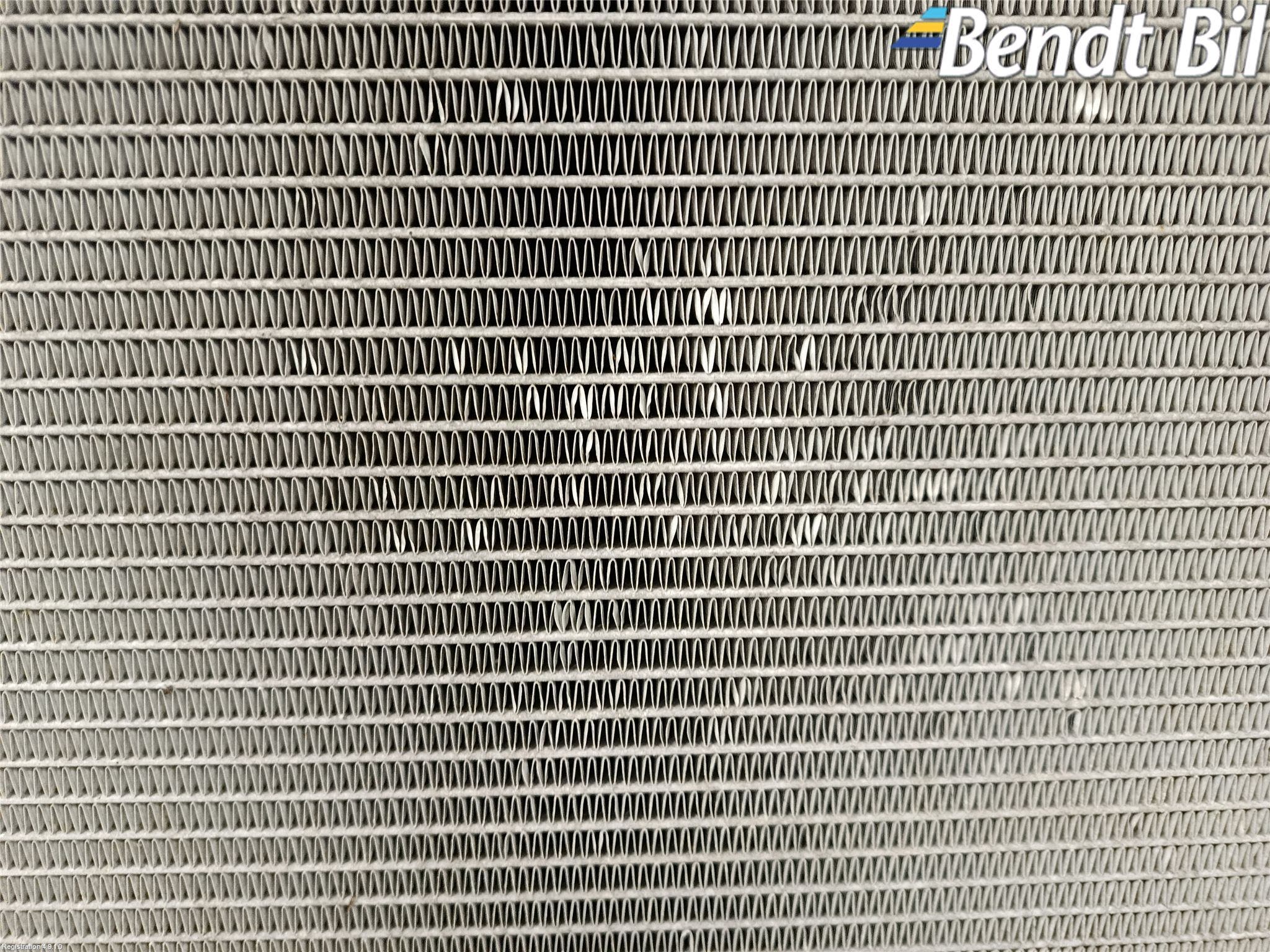 BMW 1 E87/81 5D/3D 03-11 Kylare Man