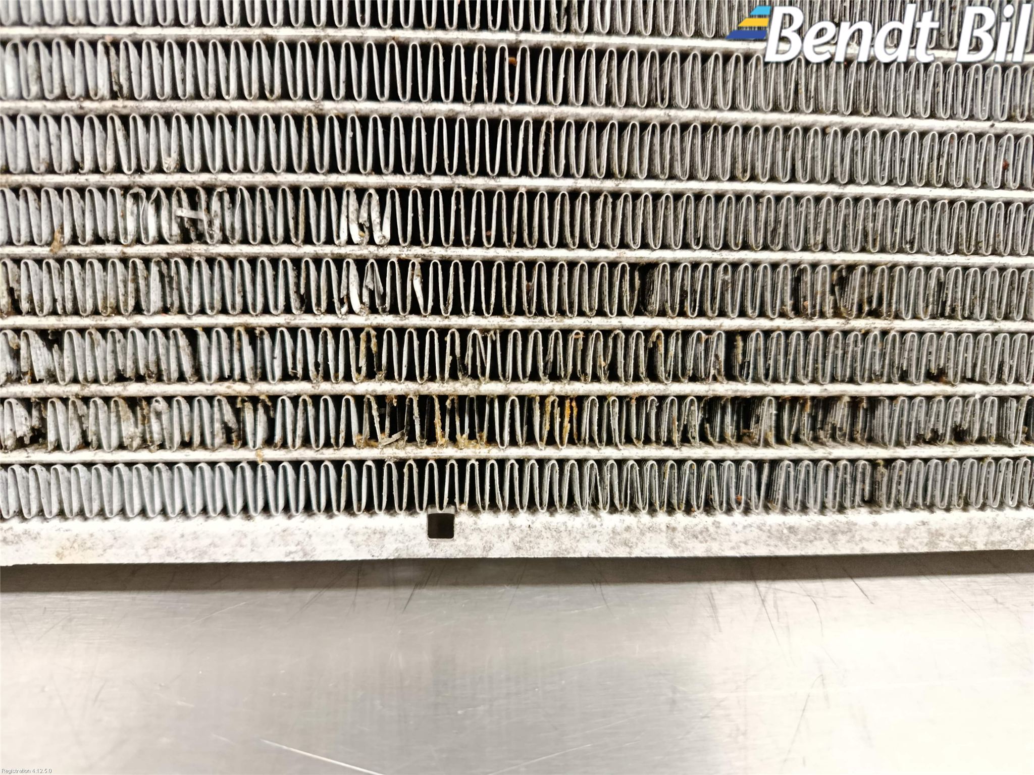 BMW 6 E63/64    02-10 Kylare Aut