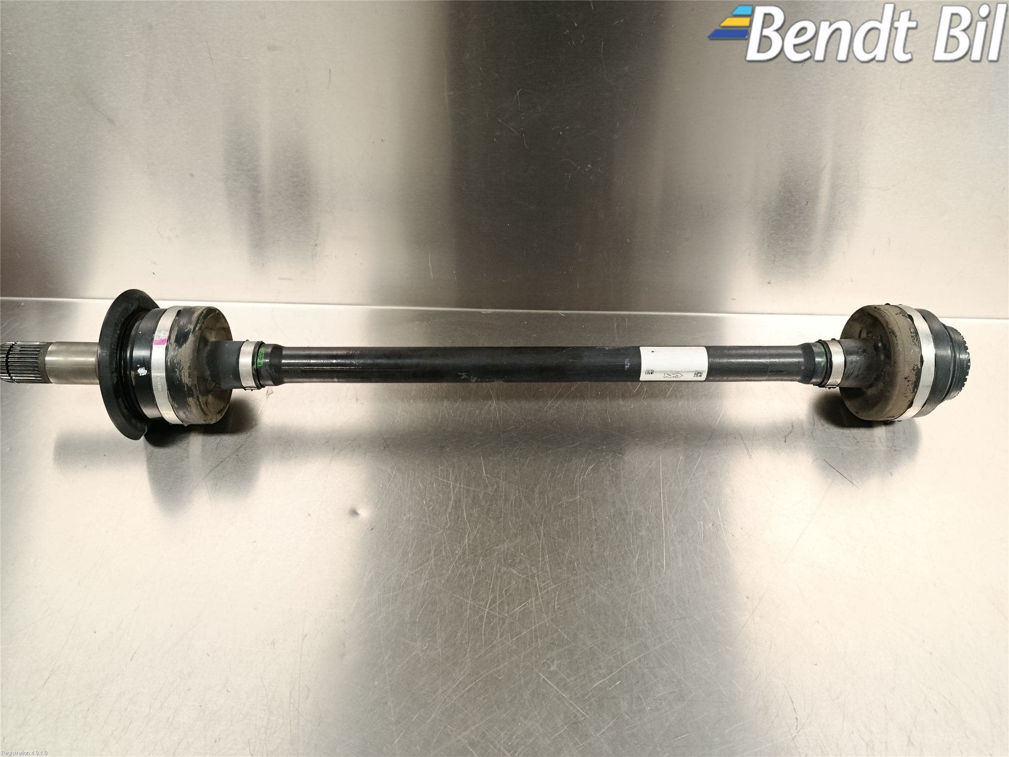 BMW X5 G05 18- Drivaxel Bak Höger