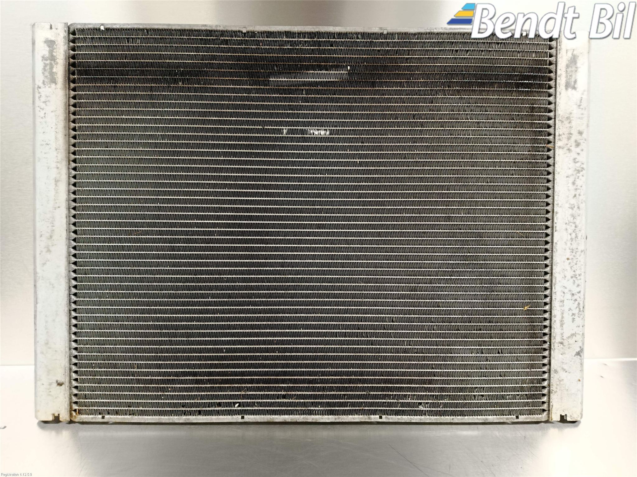 BMW 6 E63/64    02-10 Kylare Aut