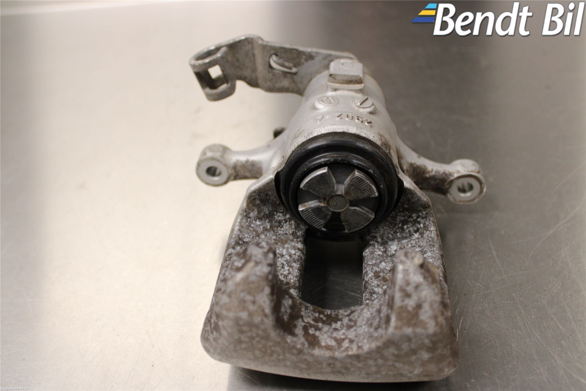 Opel ASTRA K 16-22 Bromsok Bak Höger