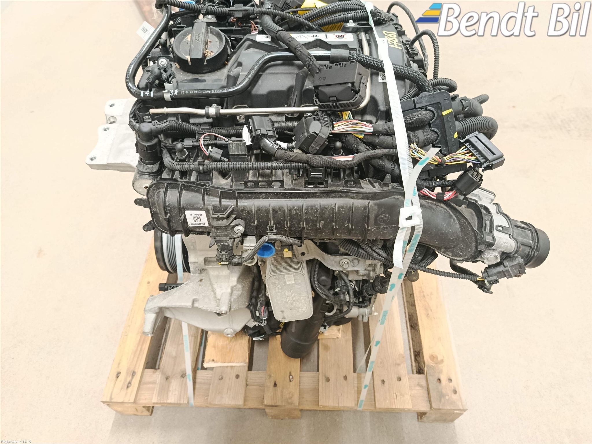 Mini COUNTRYMAN F60 17-23 Motor Bensin