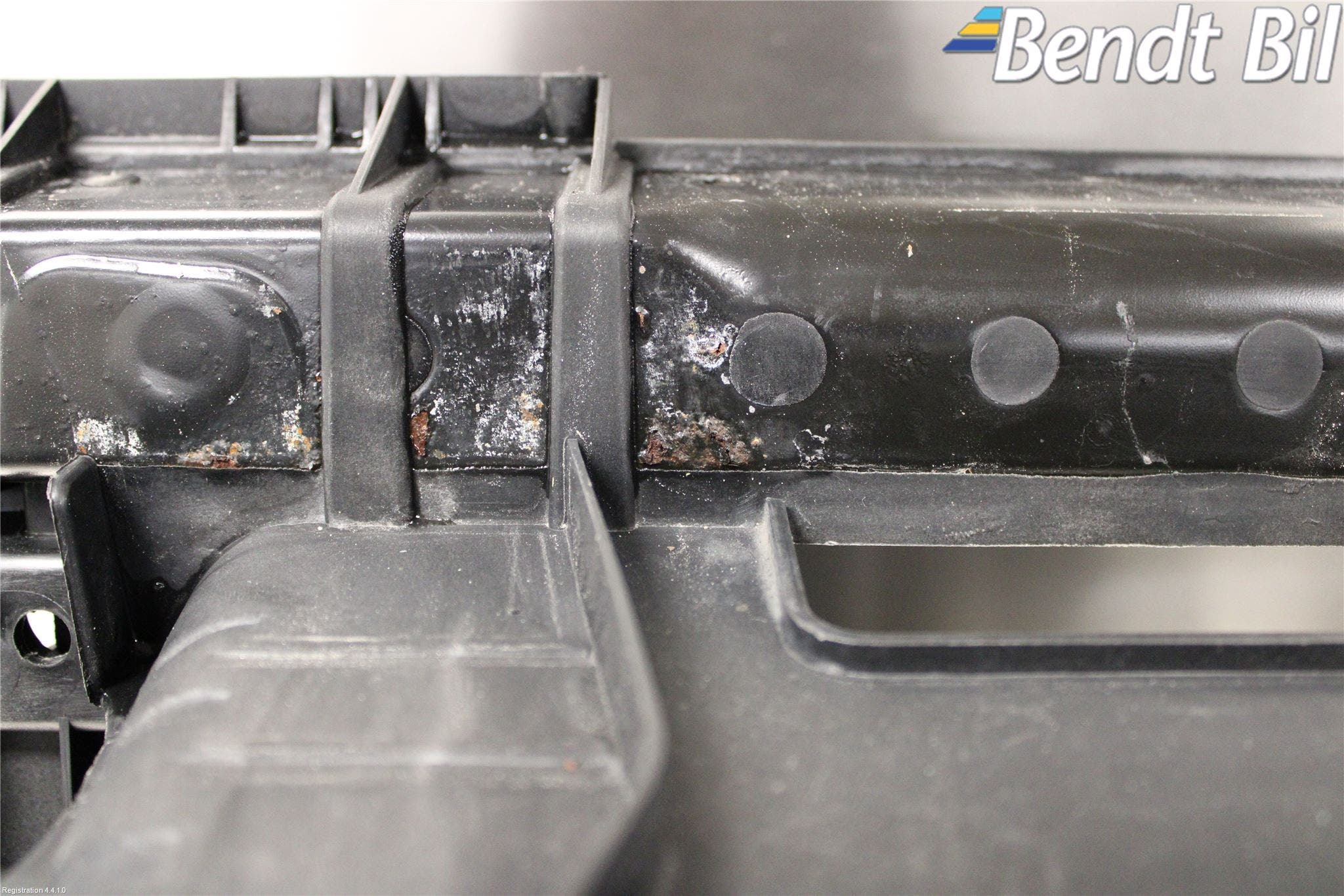 BMW 1 E87/81 5D/3D 03-11 Deflektor Plåt-Plast Kylning