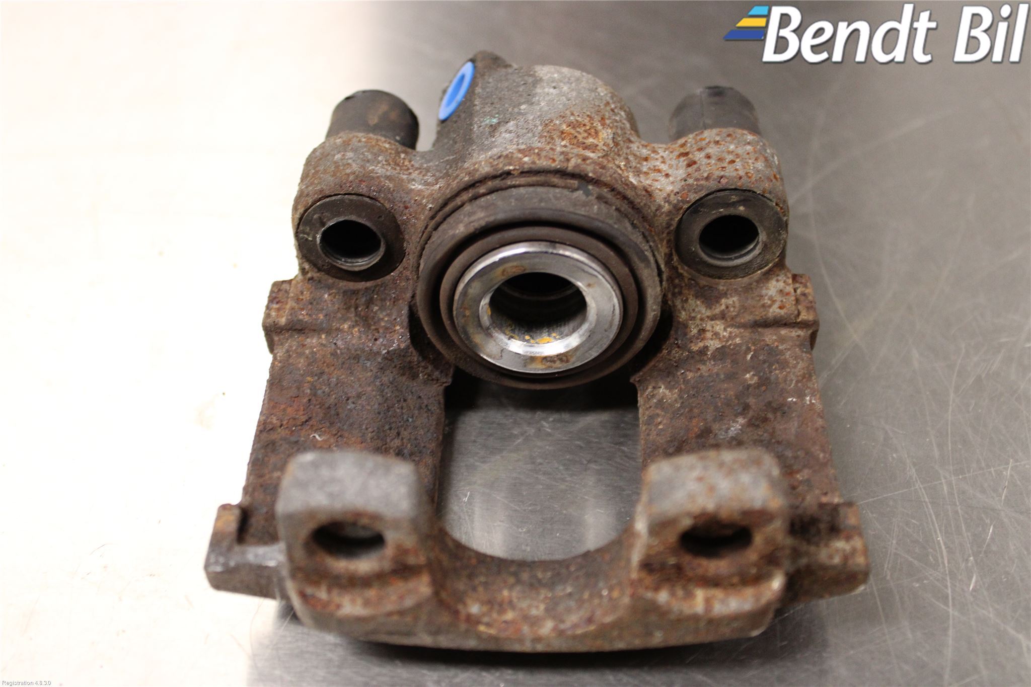 BMW 5 E28      81-88 Bromsok Bak Höger