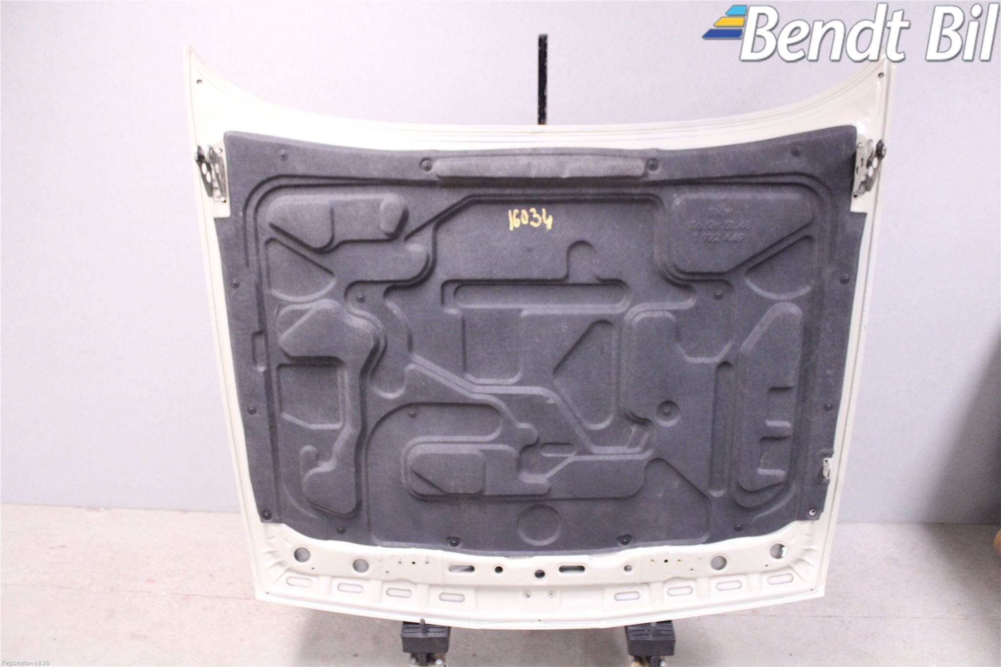 BMW 3 E30 83-94 Huv Fram