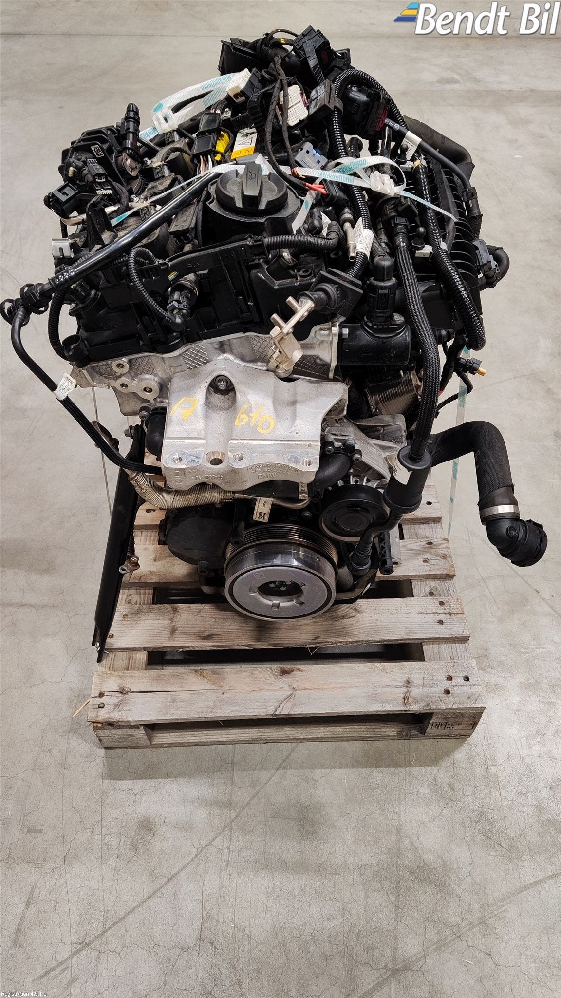 BMW 1 F40 19- Motor Bensin