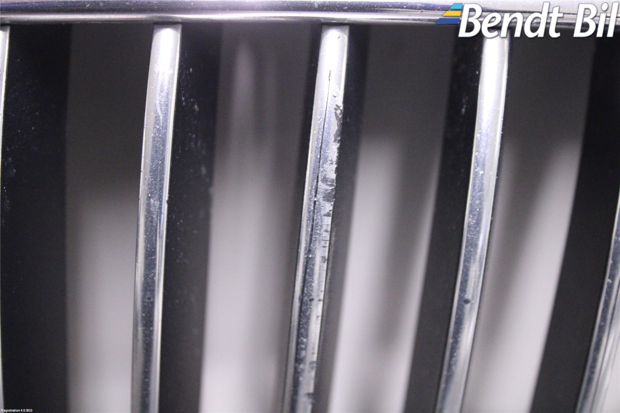 BMW 5 F10/F11/F18 09-17 Grilldel Vänster