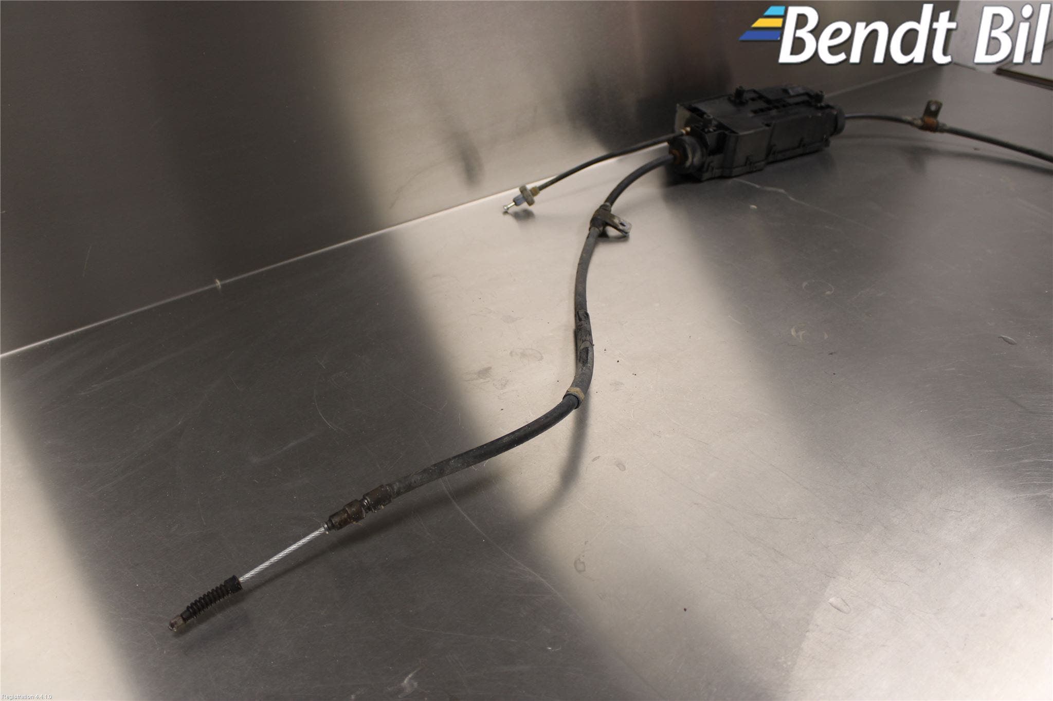 BMW 7 F01/02/03/04 09-15 Parkeringsbroms Elmanövrerad