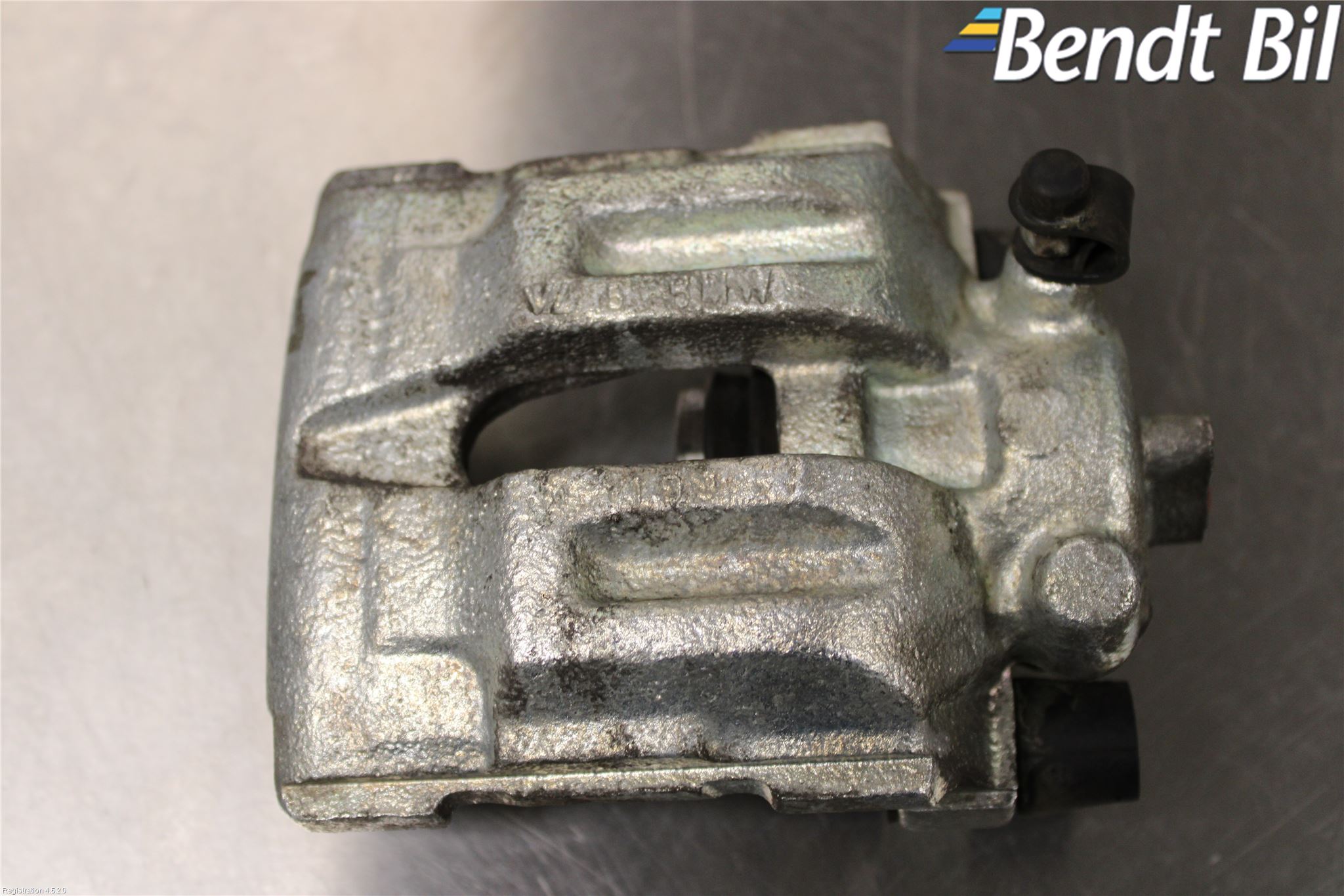 BMW 3 E90/91 SED/TOU 05-12 Bromsok Bak Höger