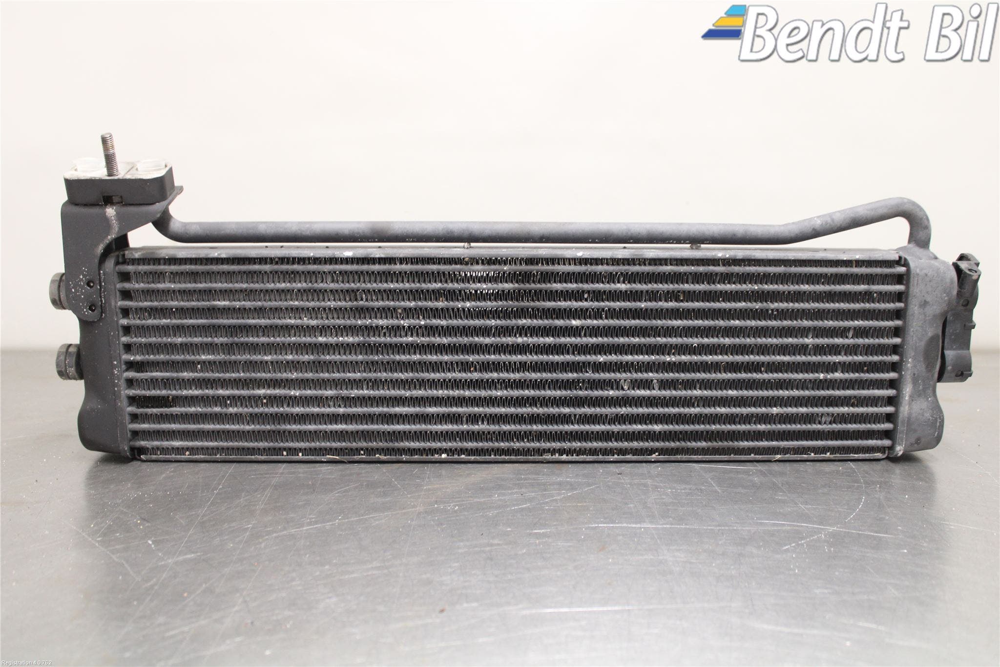 BMW 5 E60/61 Sed/Tou 02-10 Oljekylare Motor