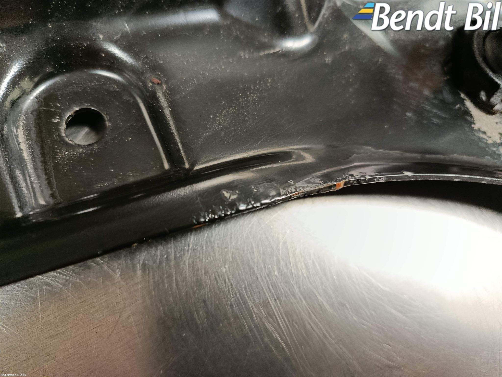 BMW 1 F20/F21 11-19 Front Huvlåsplåt-Balk