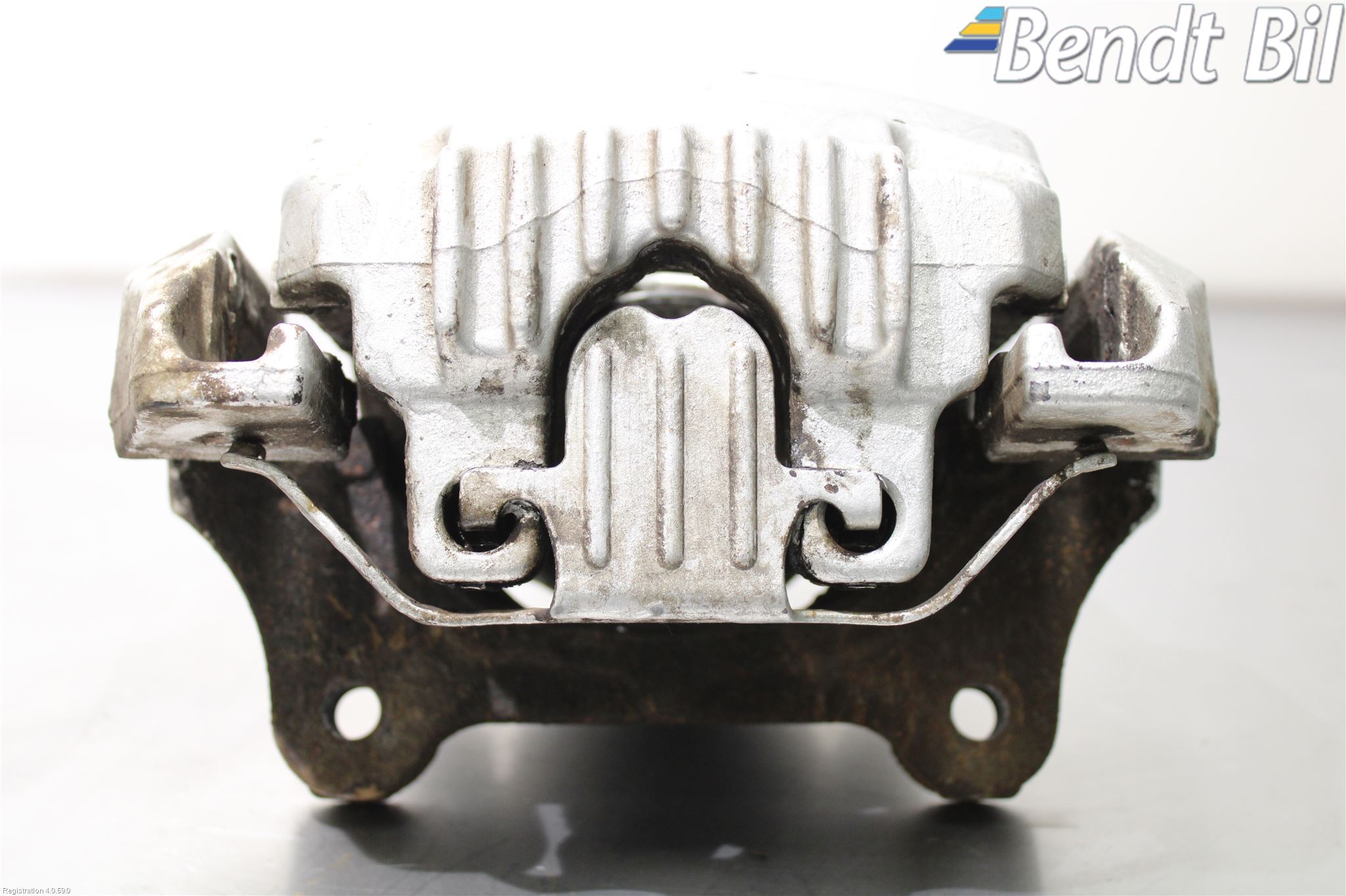 BMW 3 E90/91 SED/TOU 05-12 Bromsok Fram Höger