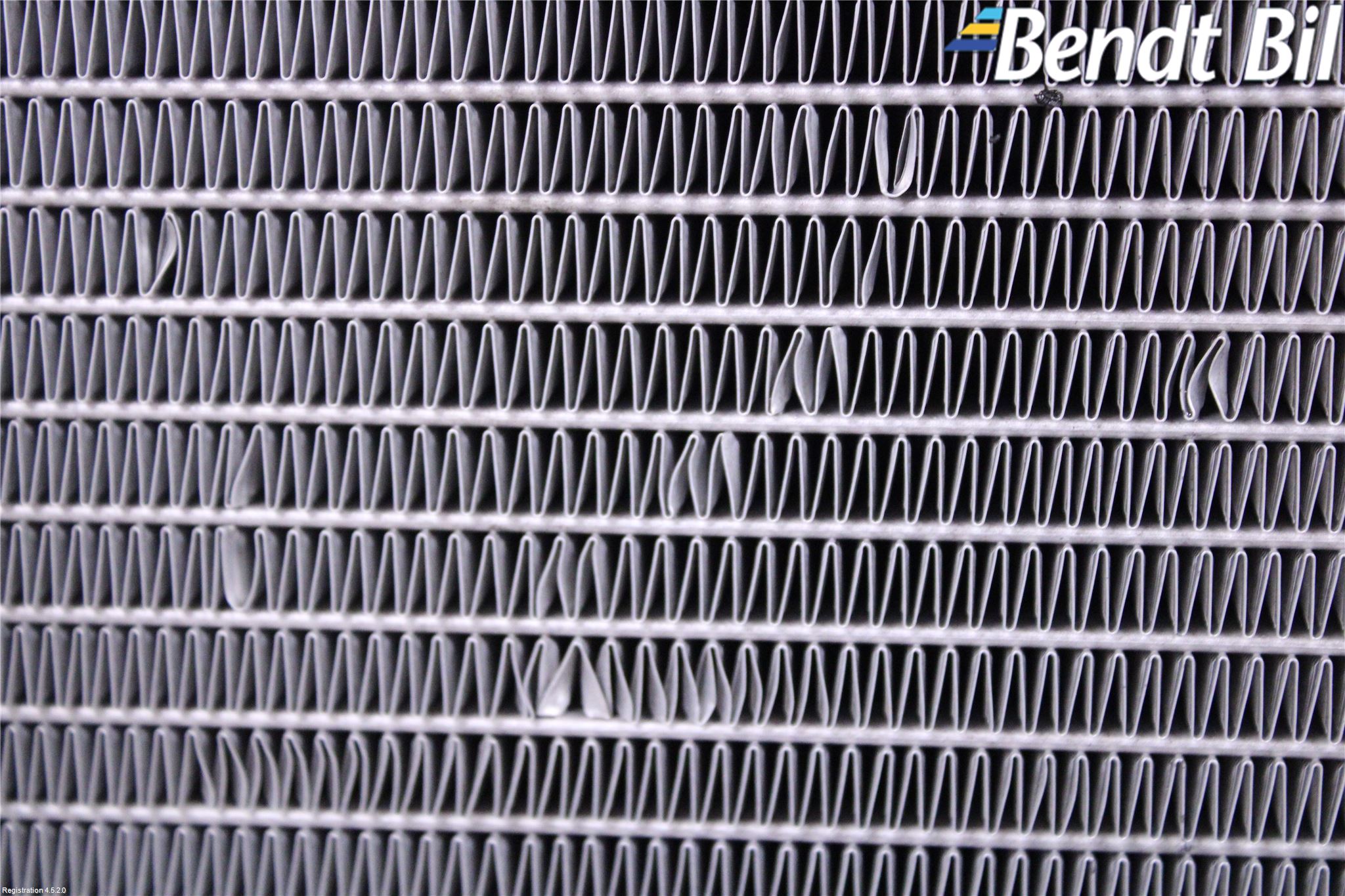 BMW 7 E38      93-01 Kylare Aut