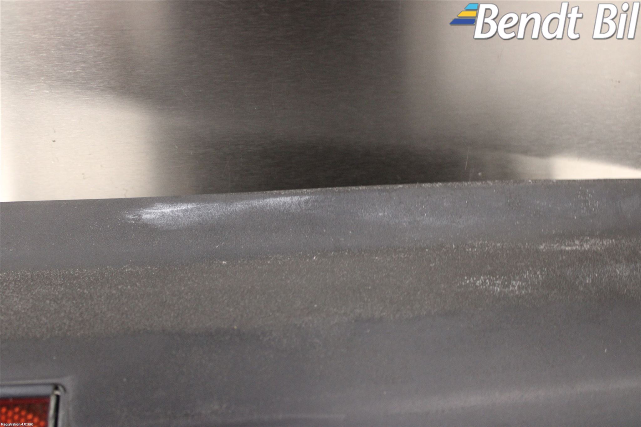 BMW 3 E30 83-94 Stötfångardel Bak Hö