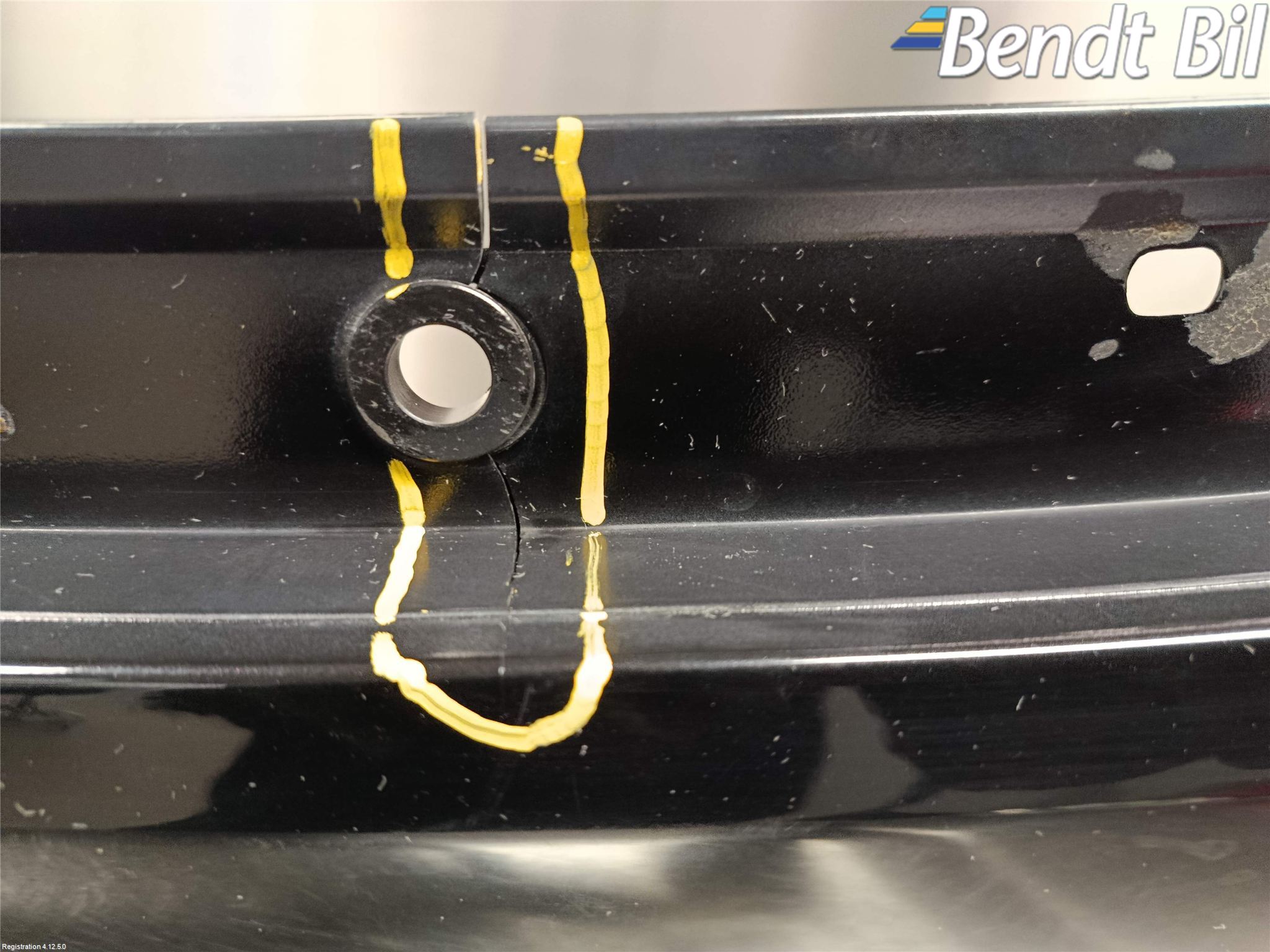 BMW 6 E63/64    02-10 Skärm Fram Höger